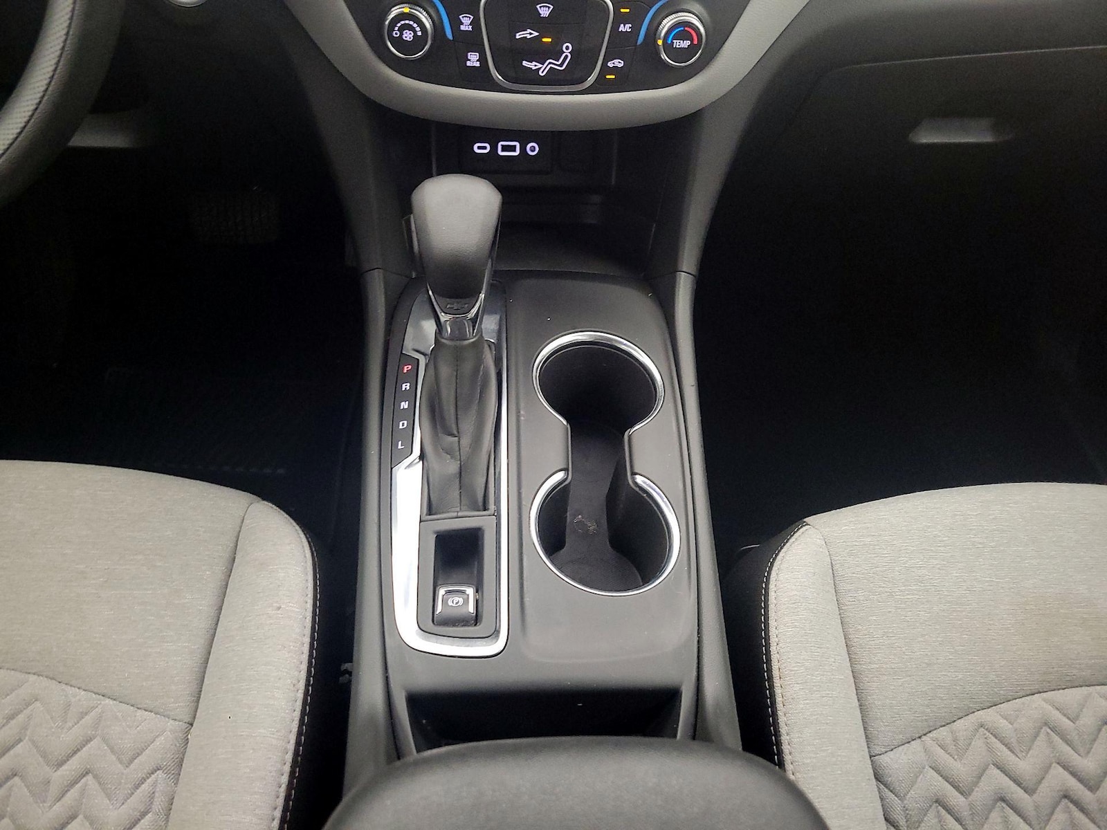 2023 Chevrolet Equinox LS - Photo 18