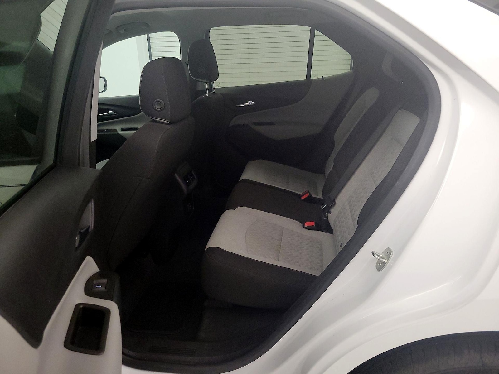 2023 Chevrolet Equinox LS - Photo 20