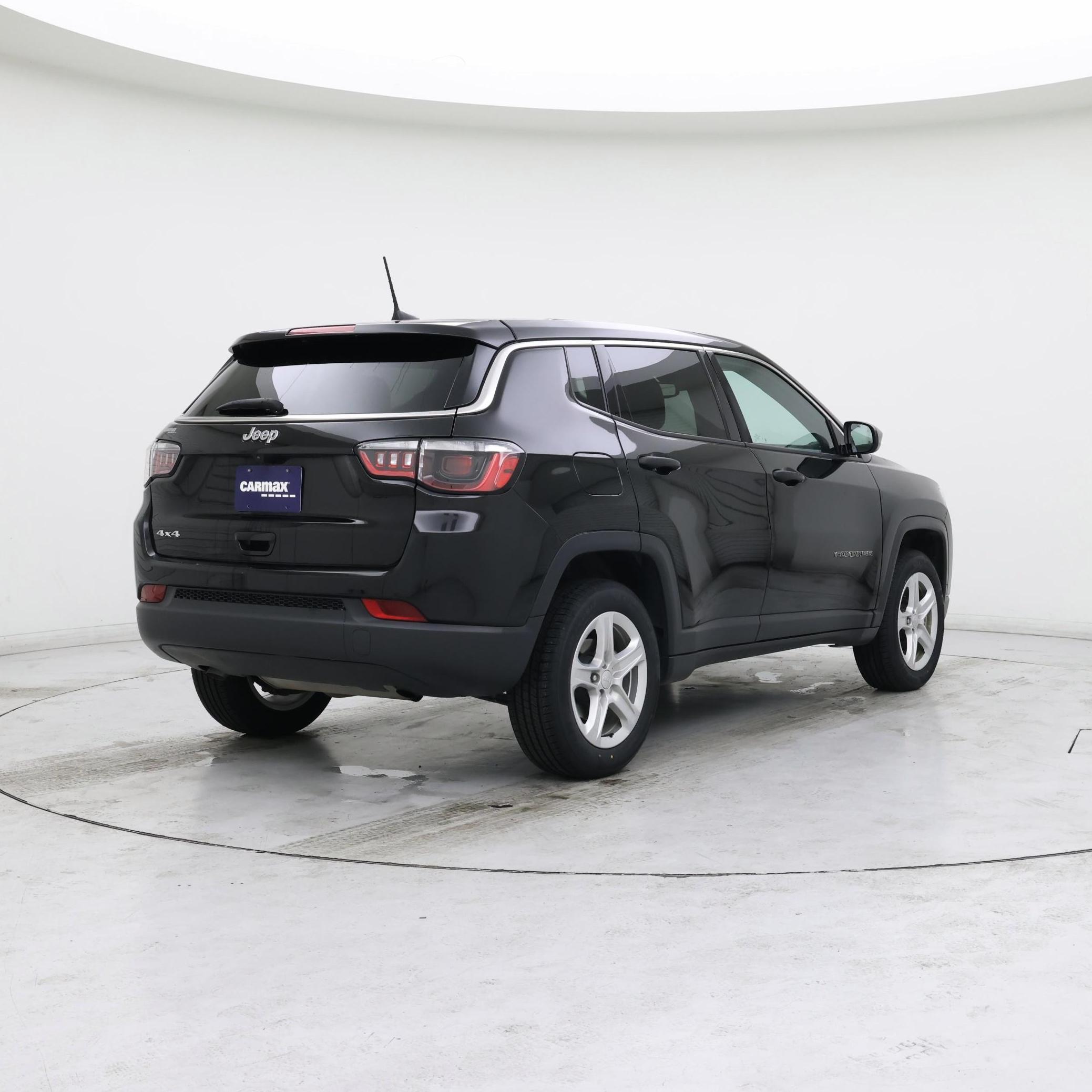 Thumbnail: 2023 Jeep Compass - 8