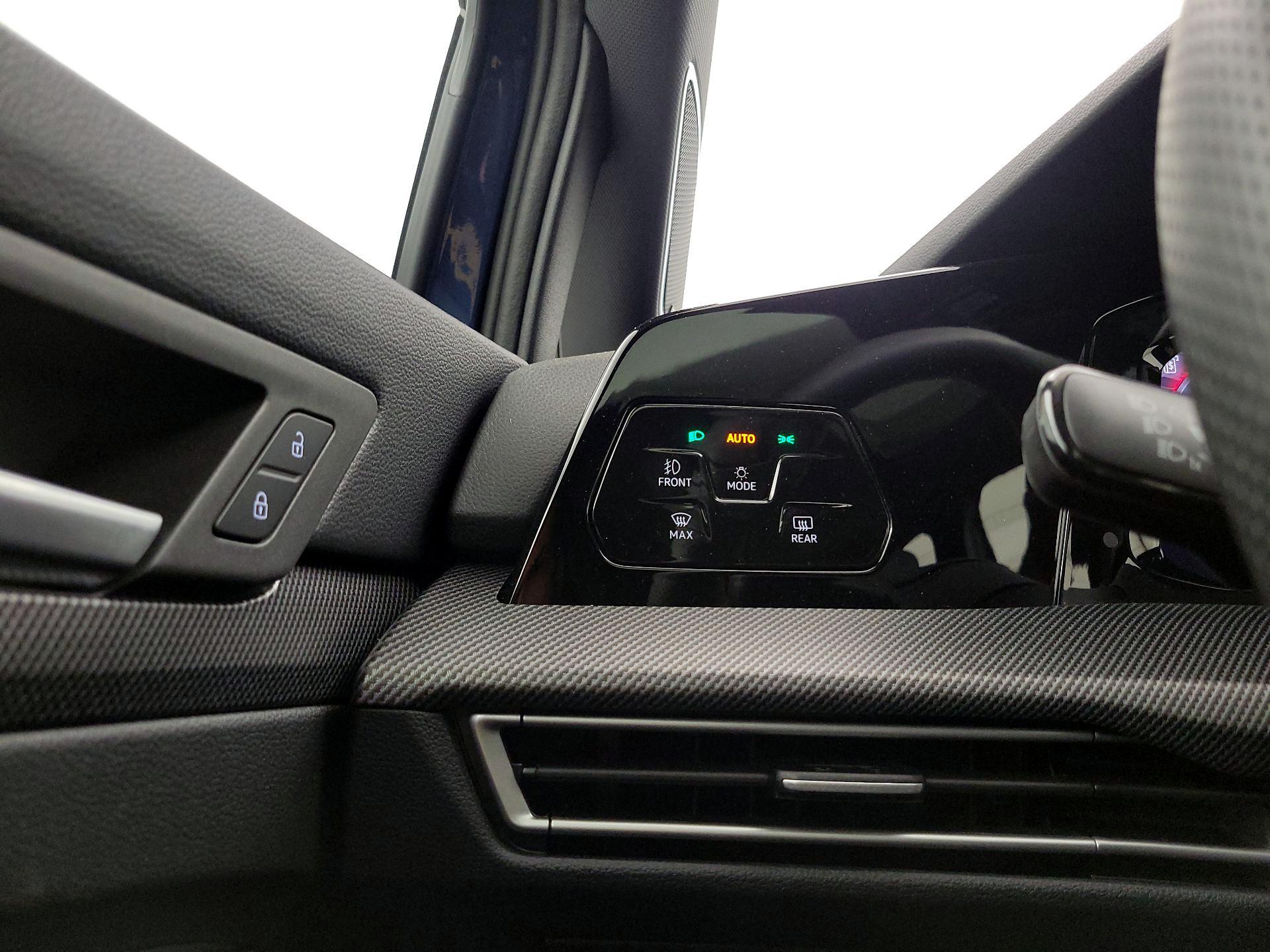Thumbnail: 2025 Volkswagen Golf - 13