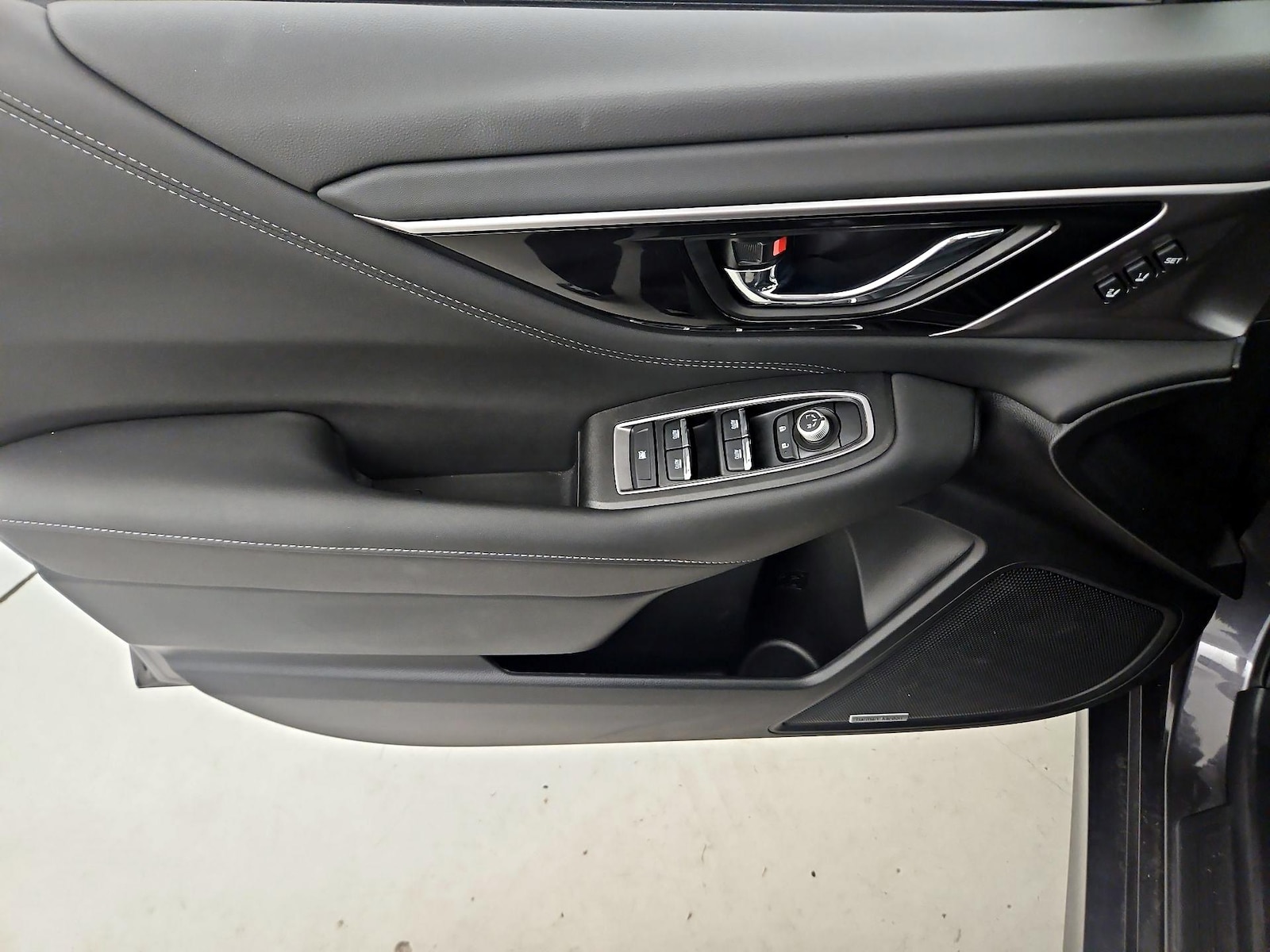 2025 Subaru Legacy Limited - Photo 13