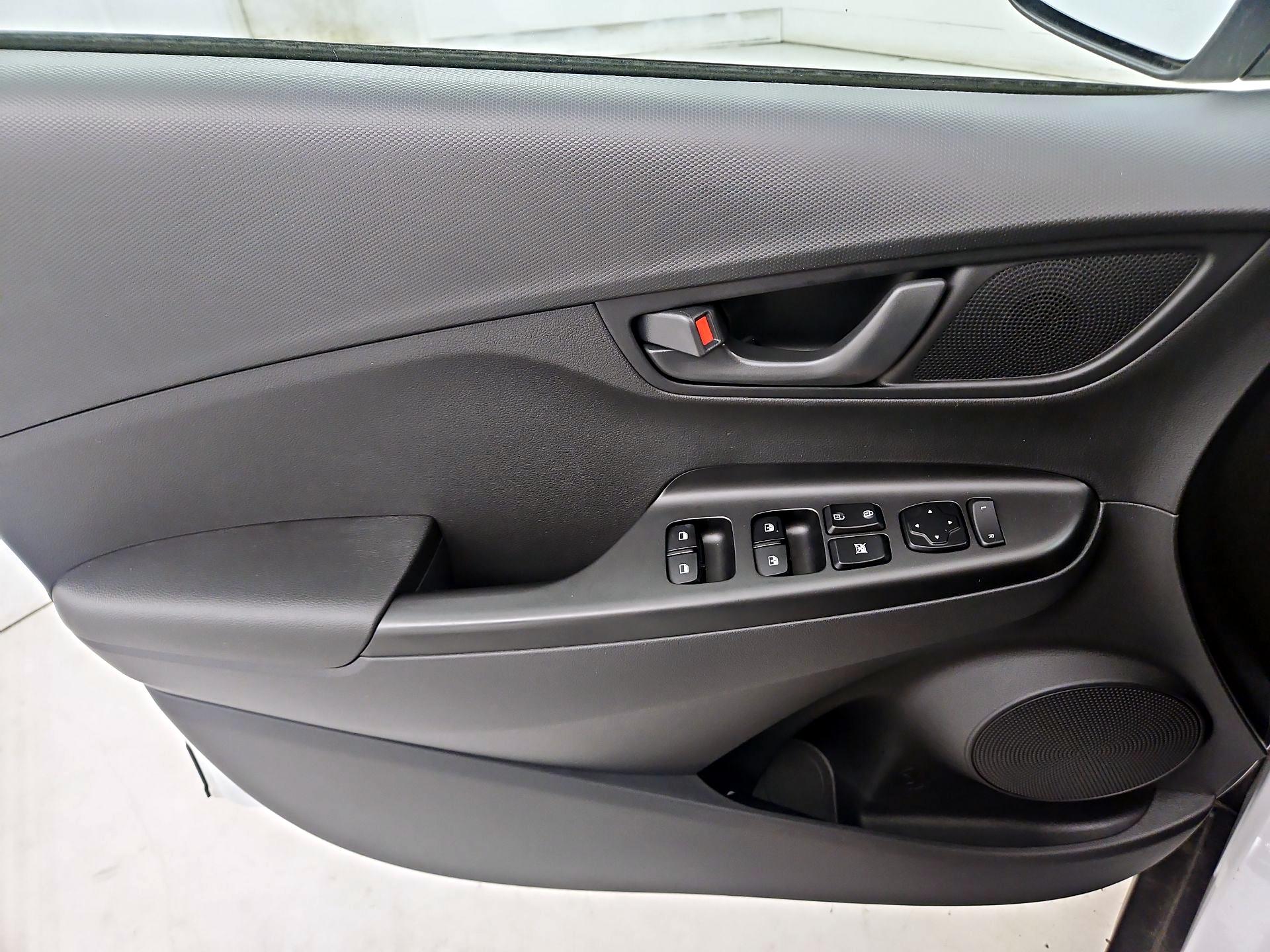 Thumbnail: 2023 Hyundai Kona - 12