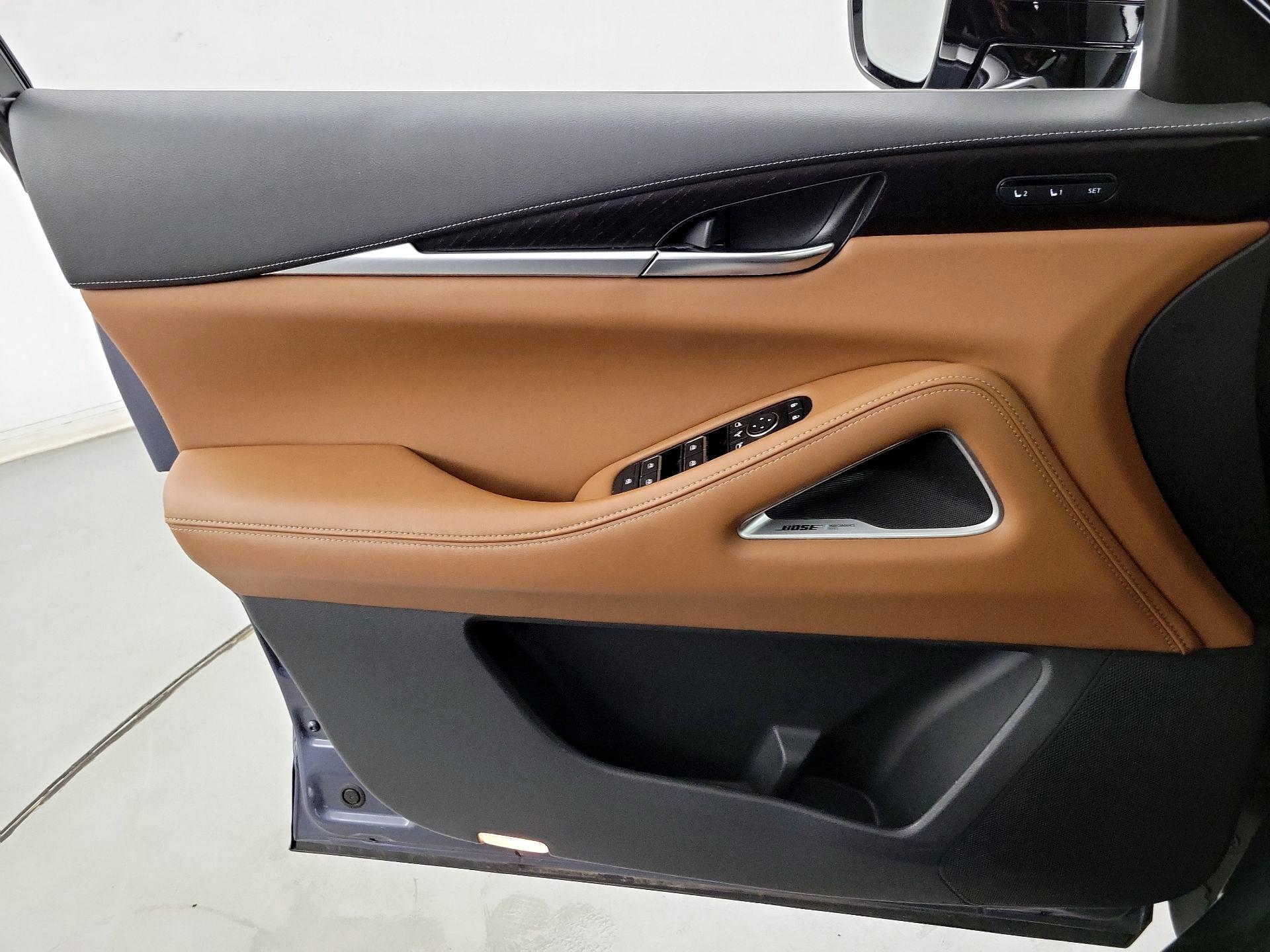 Thumbnail: 2023 INFINITI QX60 - 10