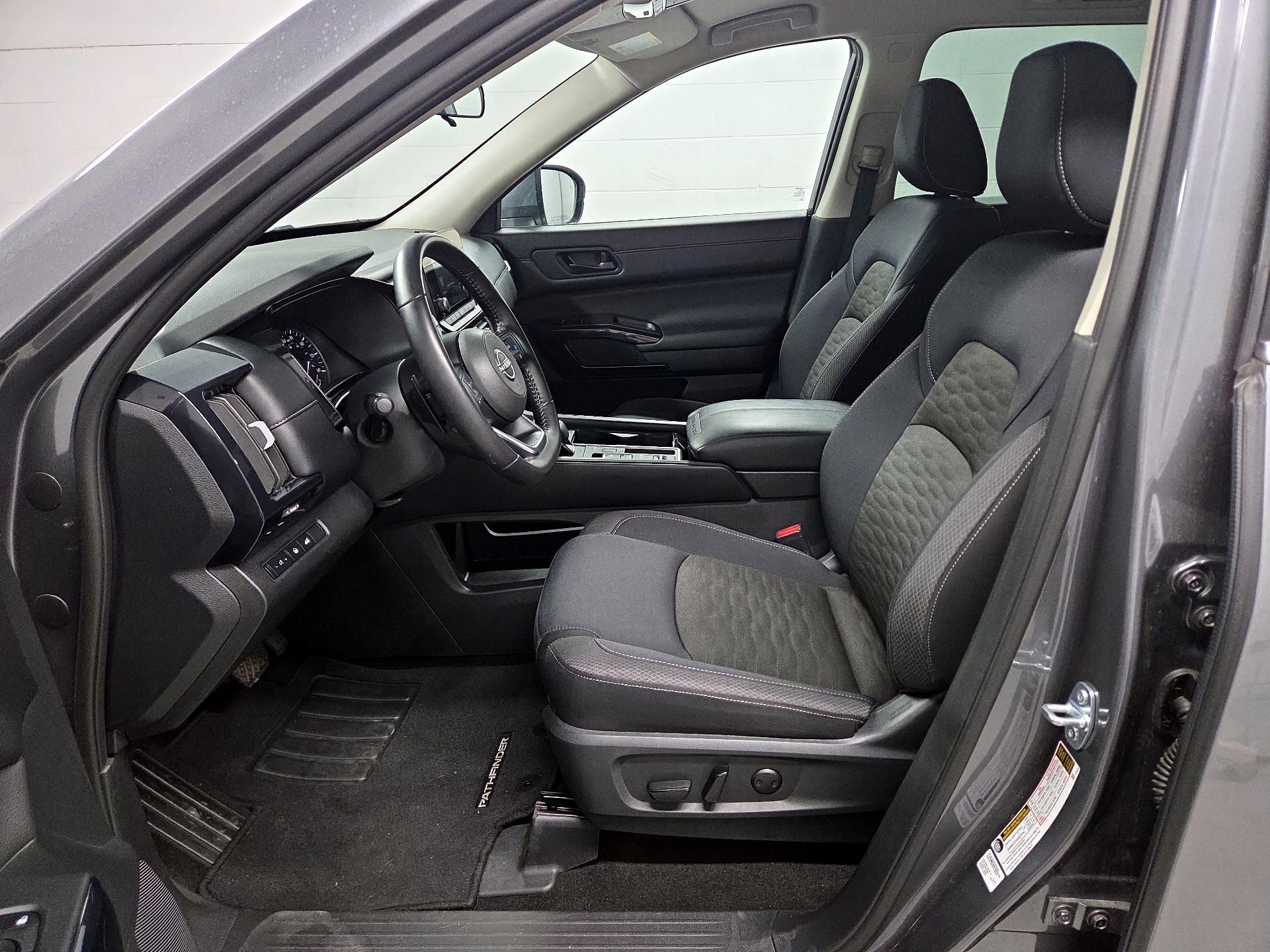 Thumbnail: 2025 Nissan Pathfinder - 11