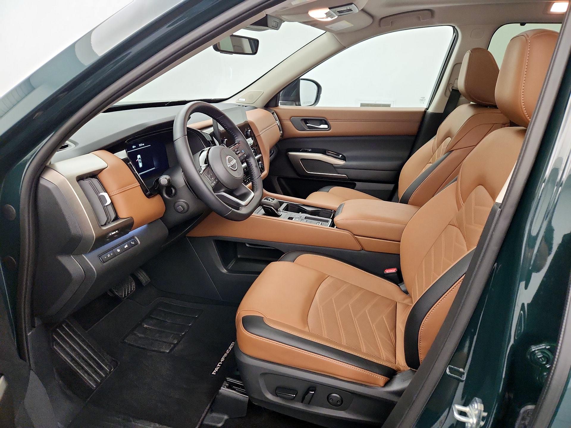 Thumbnail: 2025 Nissan Pathfinder - 11