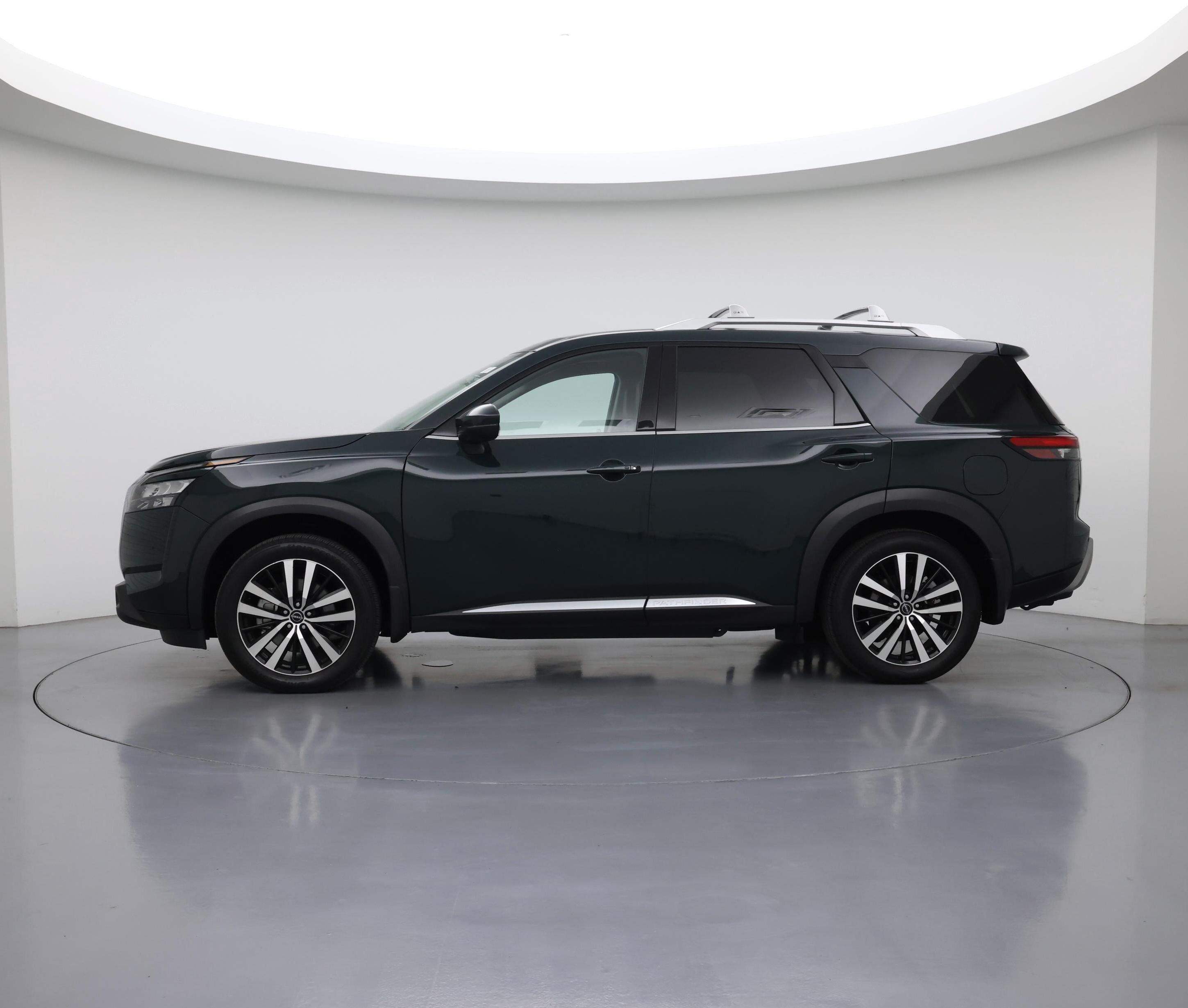 Thumbnail: 2025 Nissan Pathfinder - 3