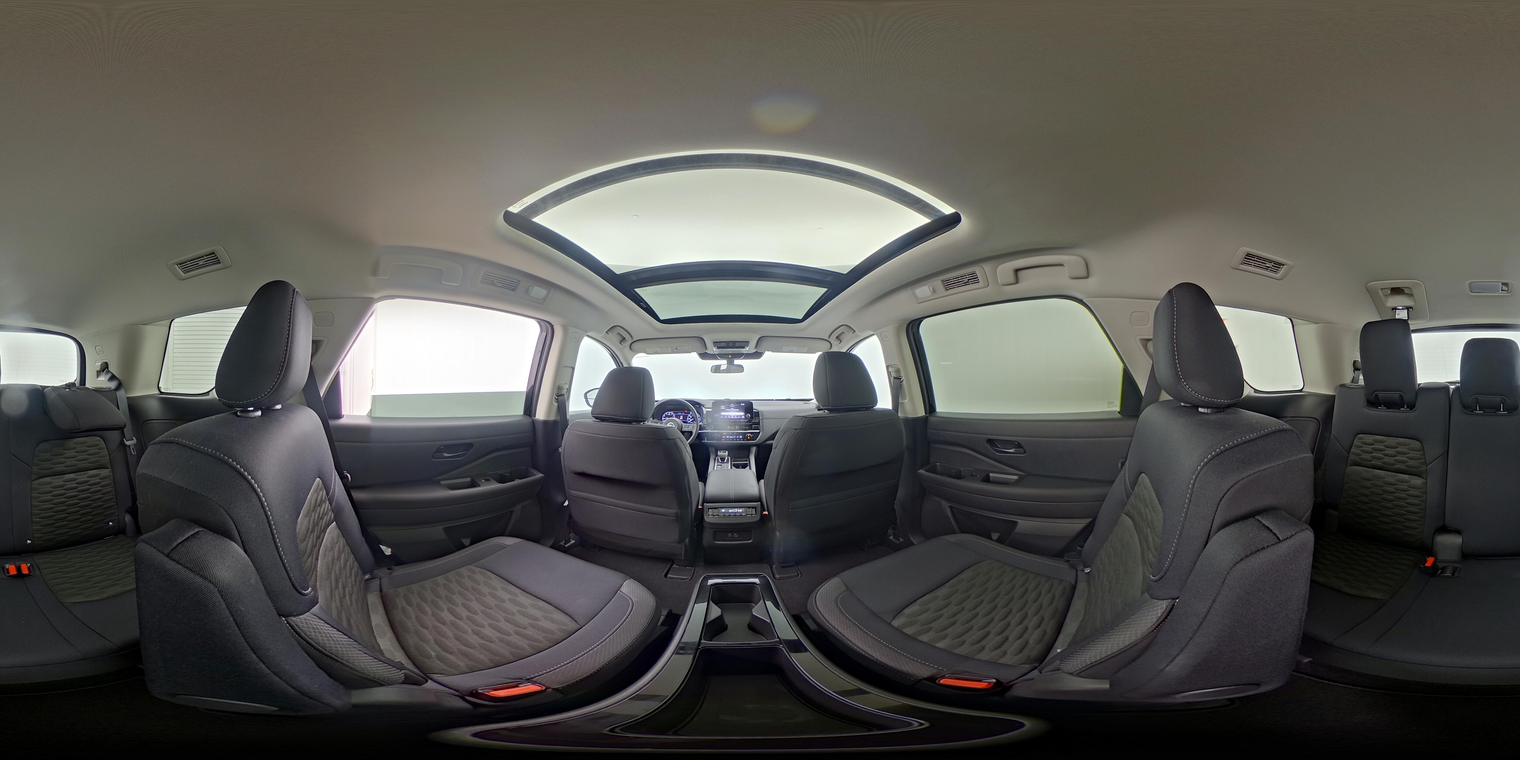 2025 Nissan Pathfinder SV - Photo 28