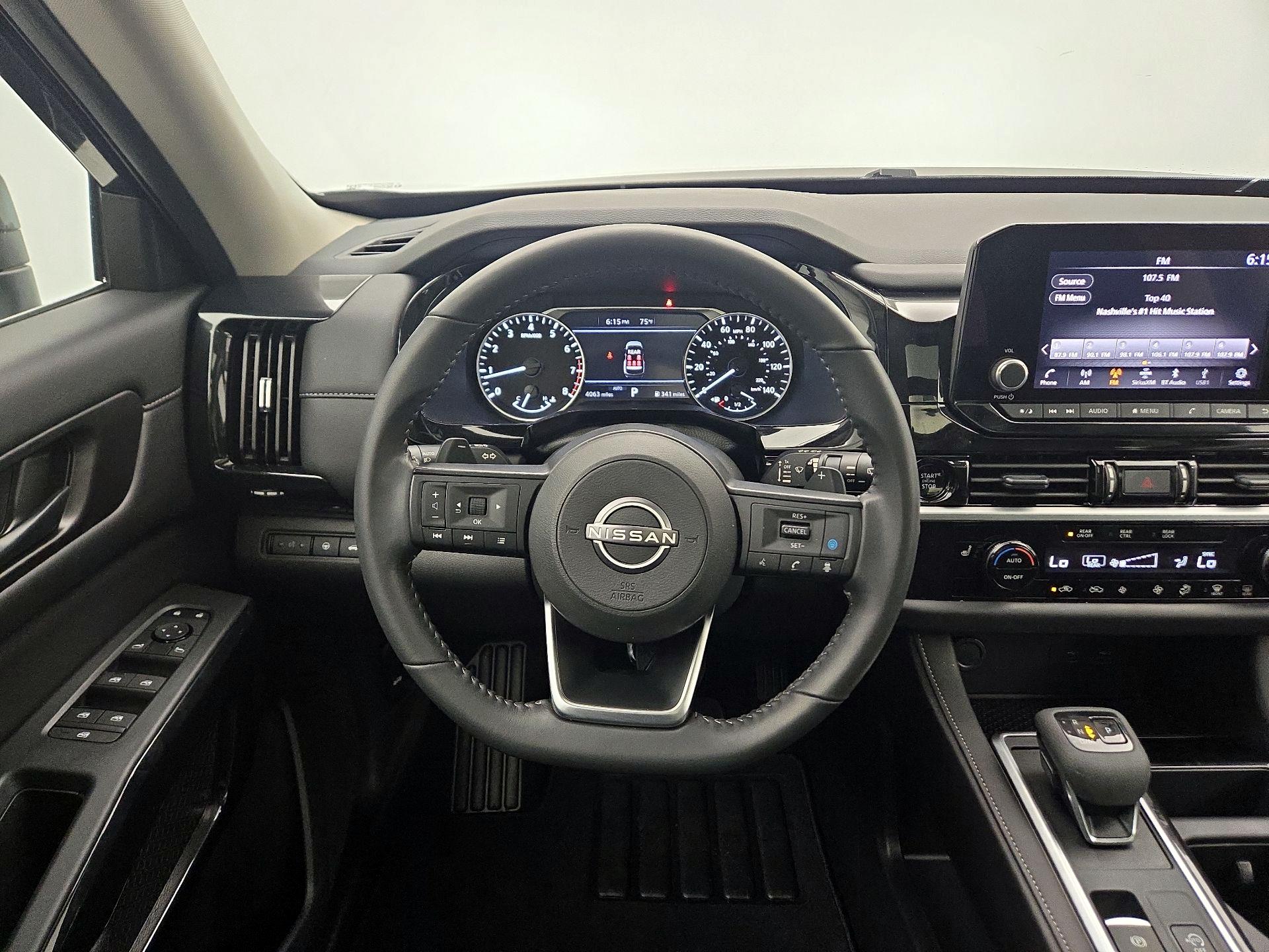 Thumbnail: 2025 Nissan Pathfinder - 10