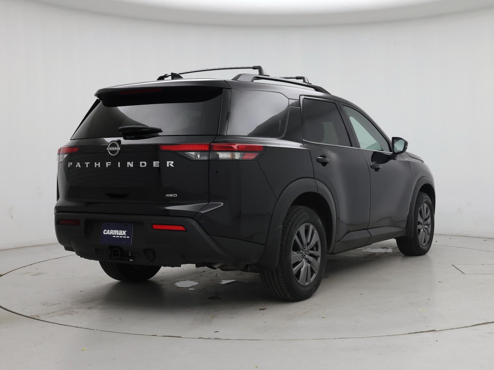 2025 Nissan Pathfinder SV - Photo 9