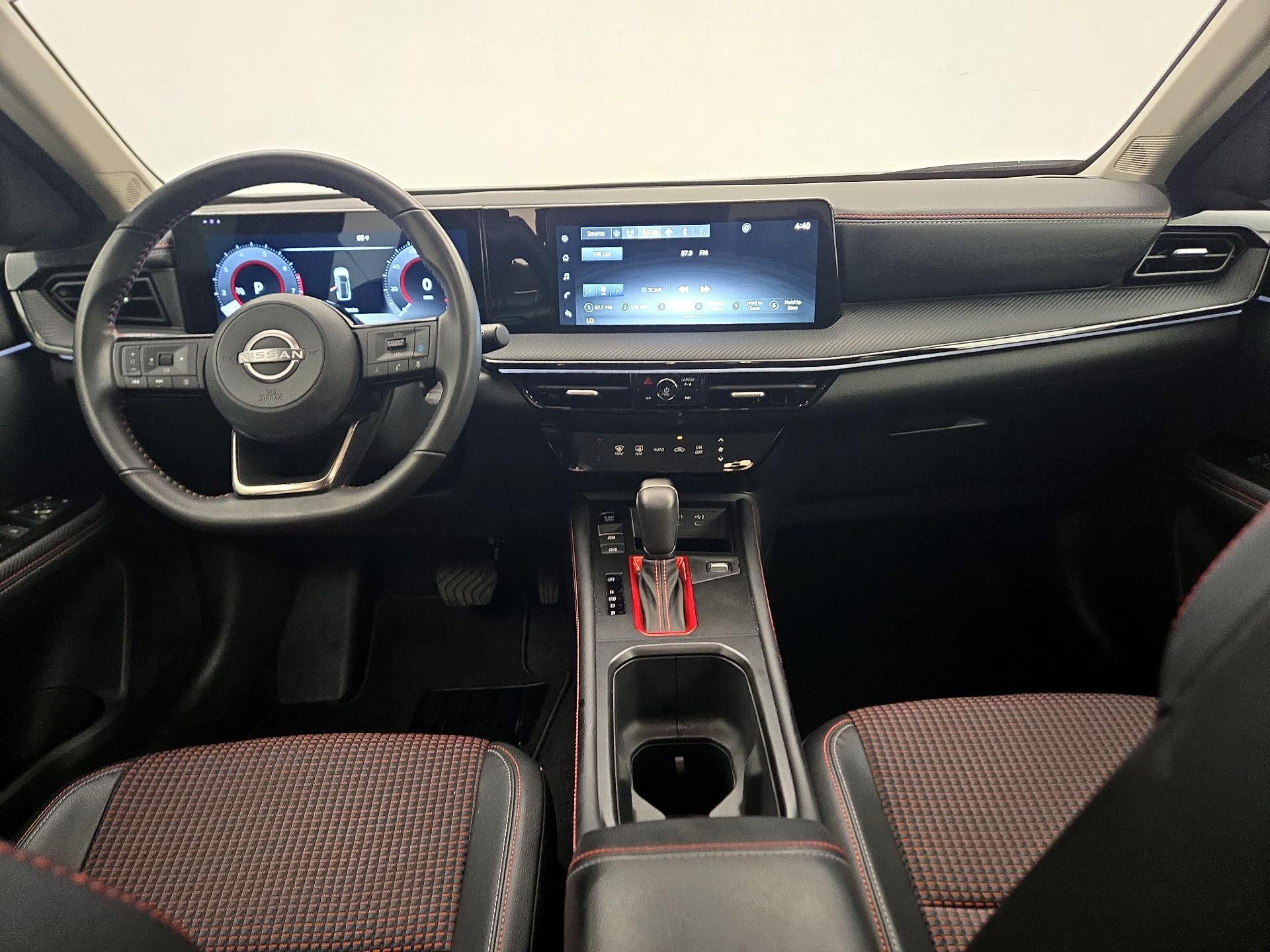 Thumbnail: 2025 Nissan Kicks - 9