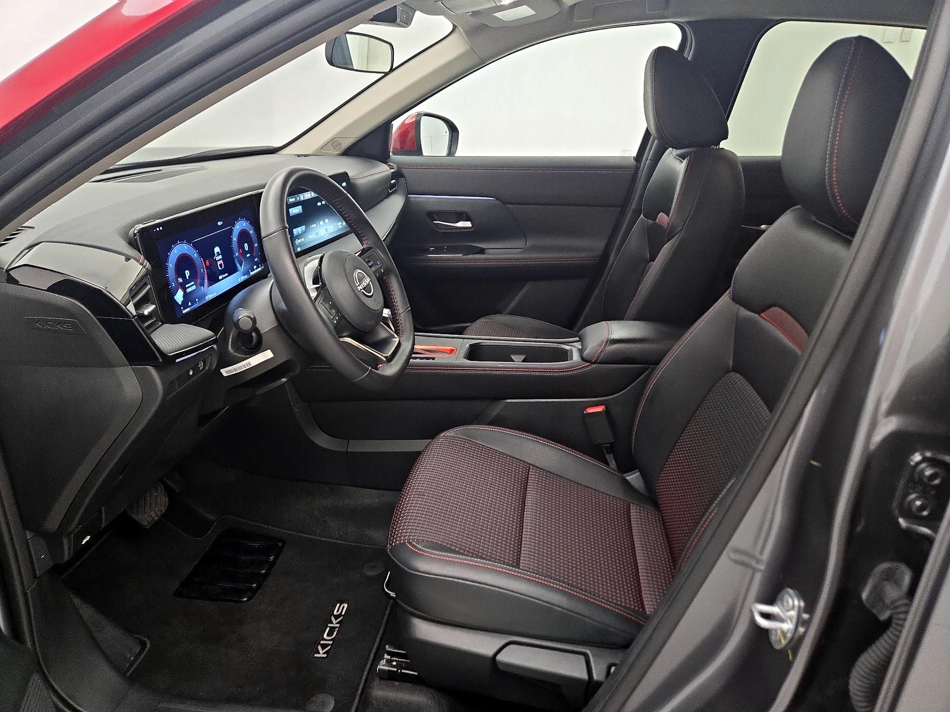 Thumbnail: 2025 Nissan Kicks - 11