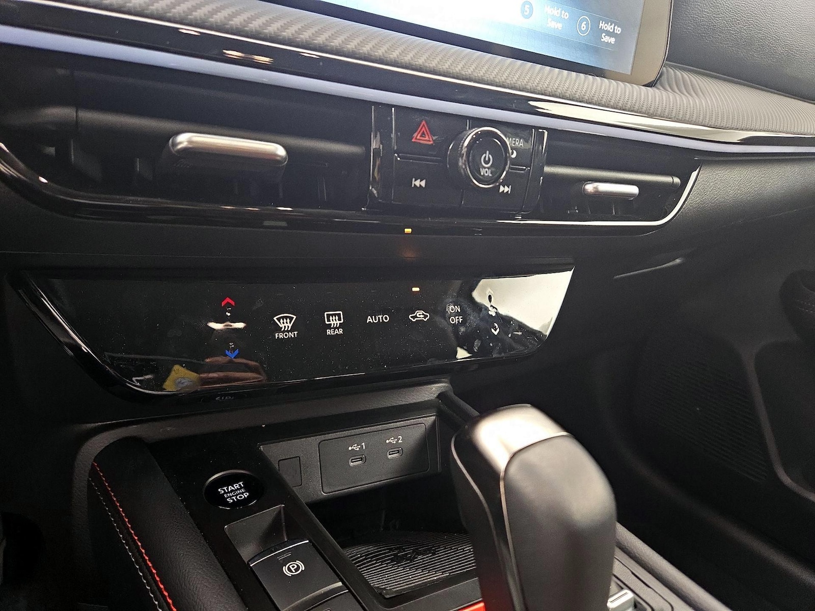 2025 Nissan Kicks SR - Photo 17