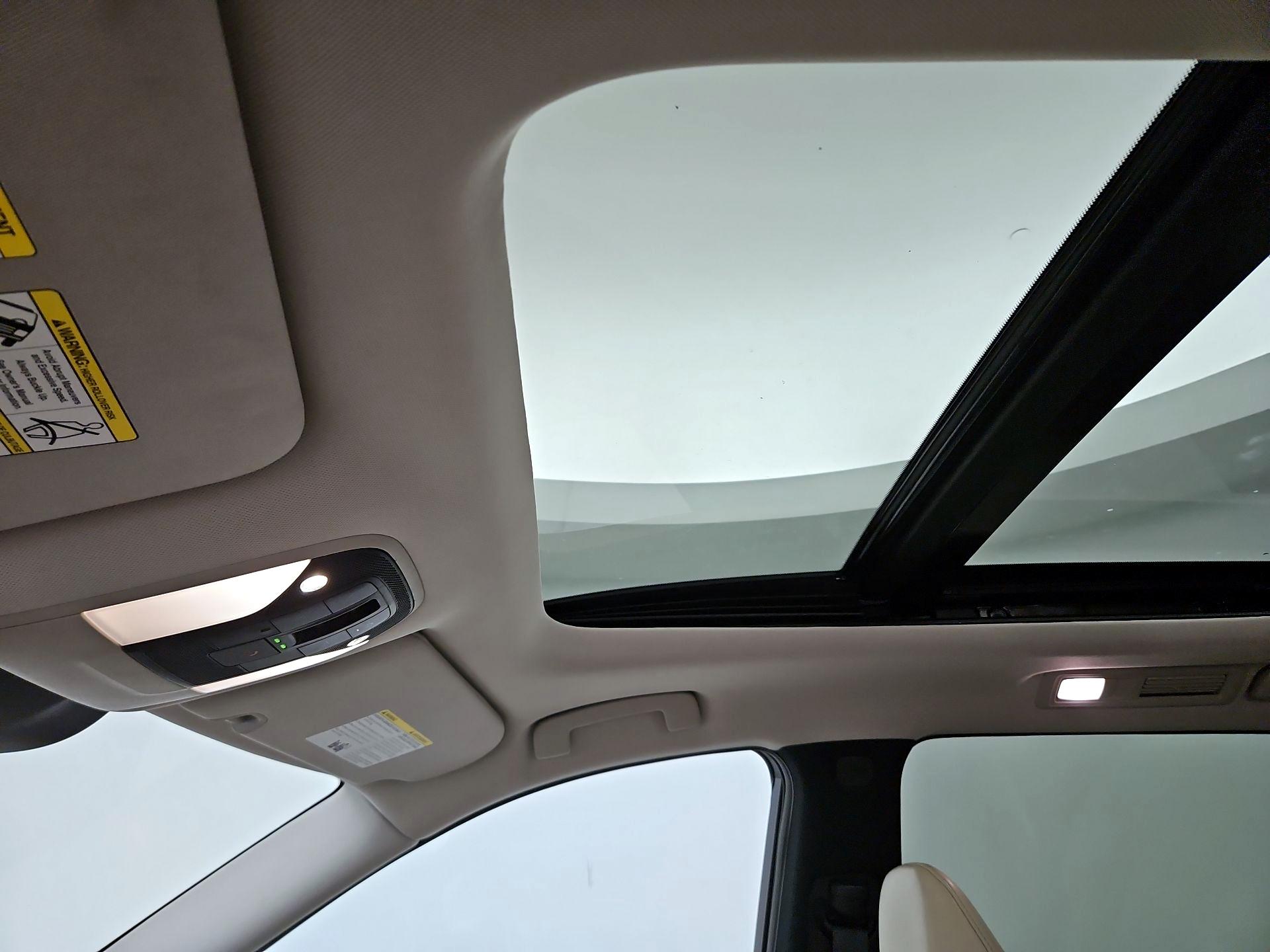 Thumbnail: 2023 INFINITI QX60 - 19