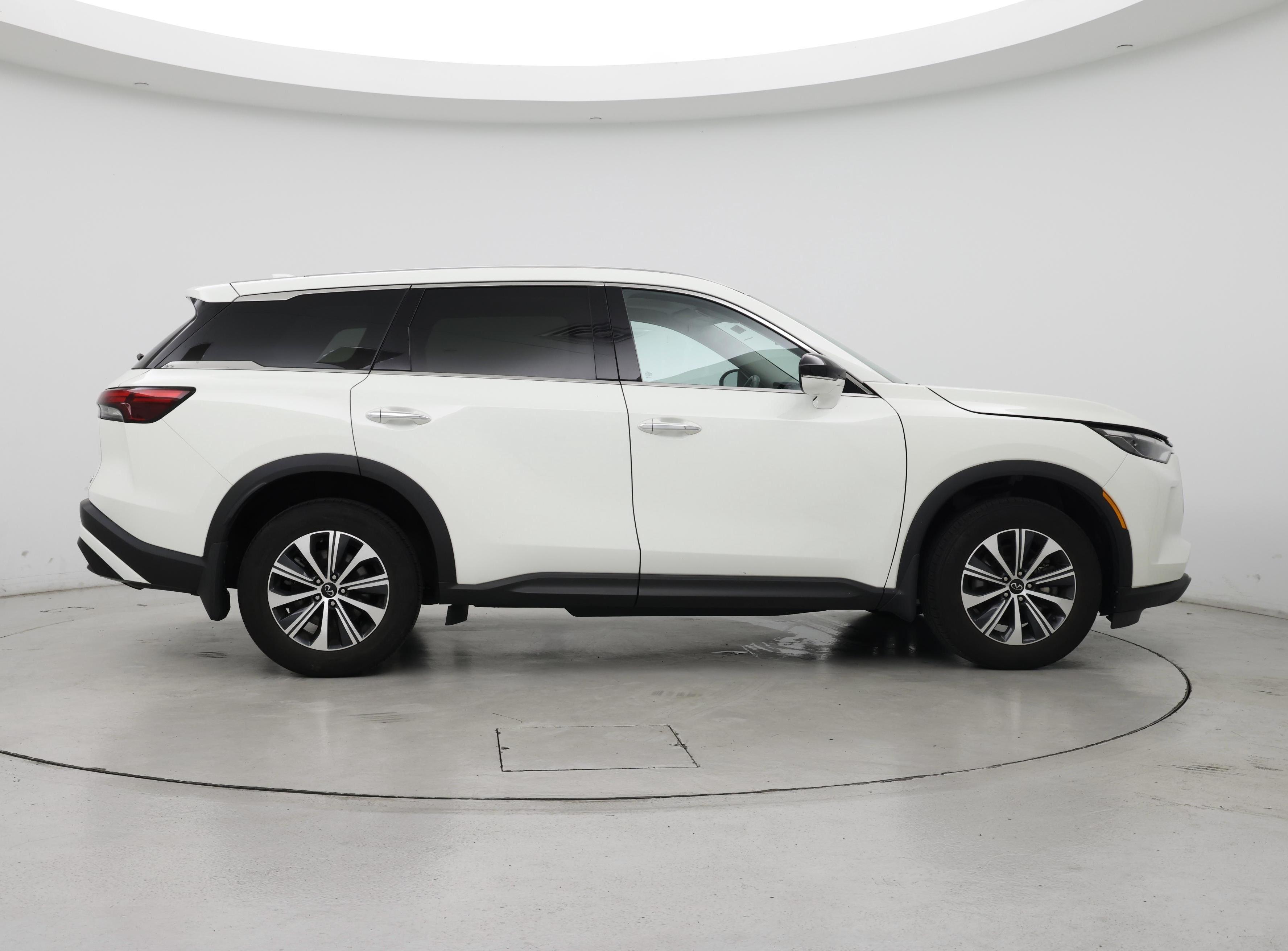 Thumbnail: 2023 INFINITI QX60 - 7