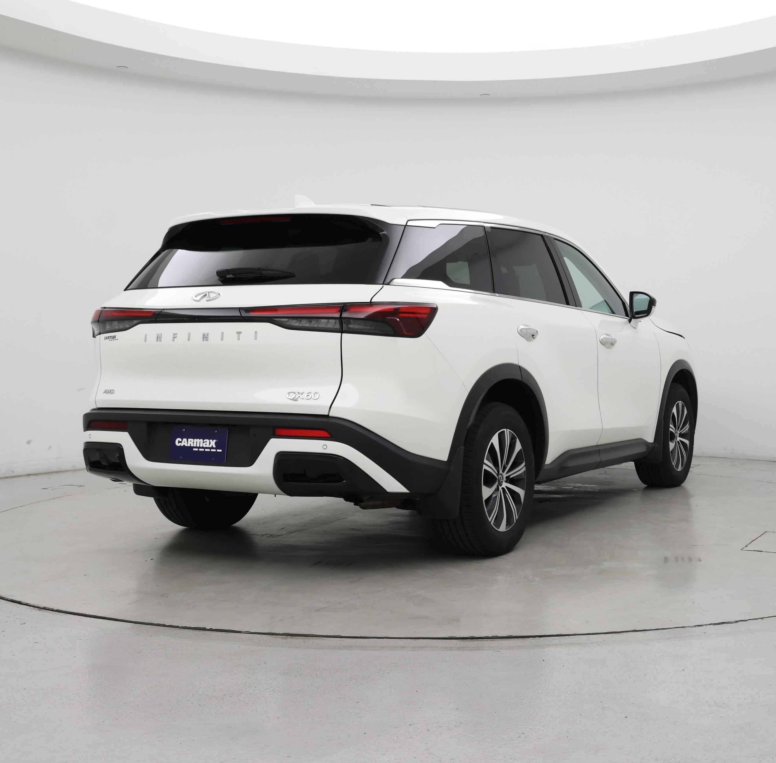 Thumbnail: 2023 INFINITI QX60 - 8
