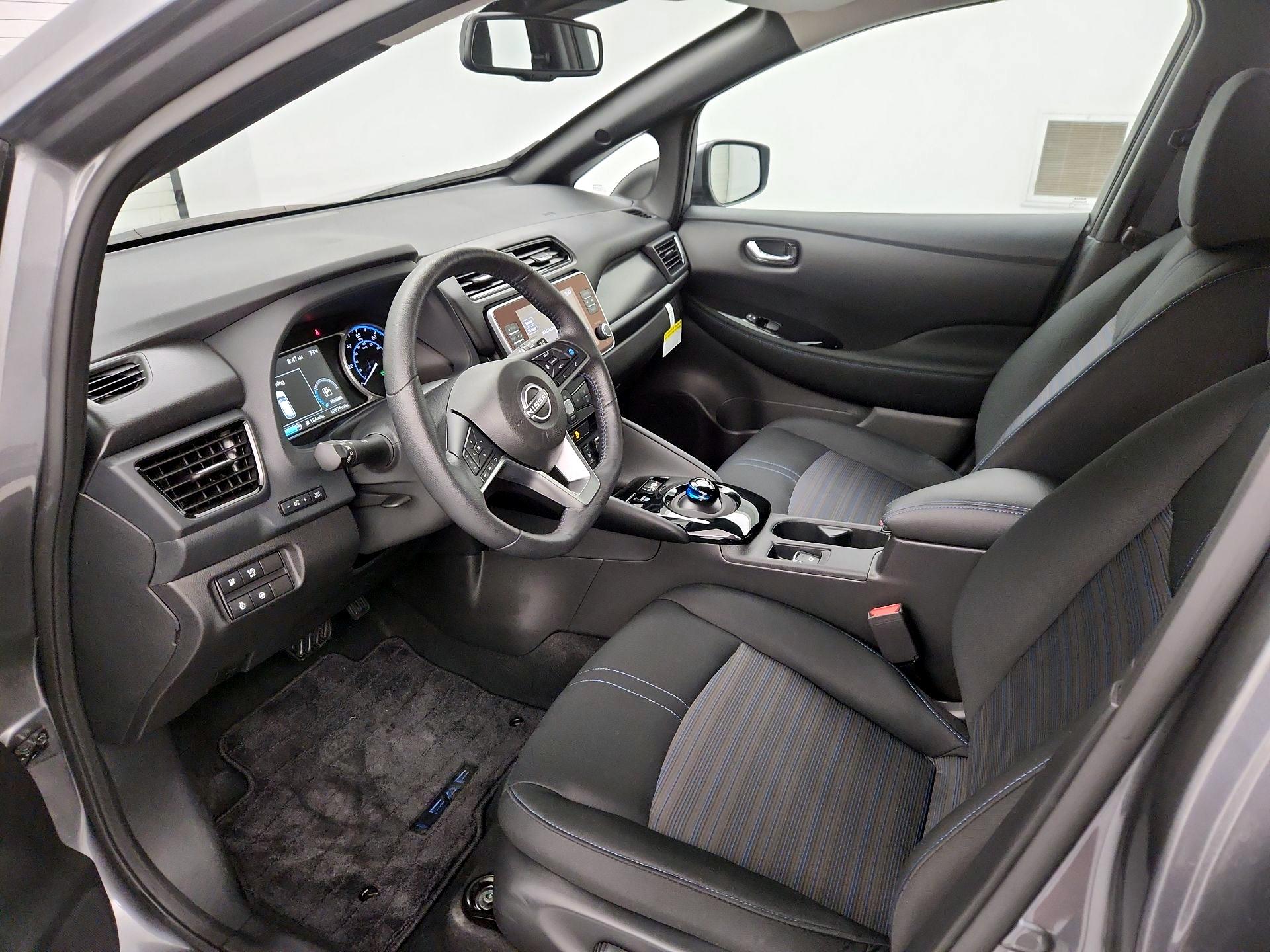 Thumbnail: 2024 Nissan Leaf - 11