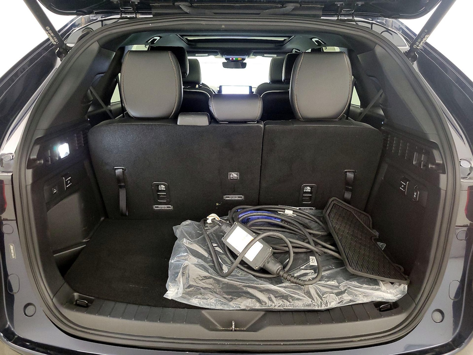 2024 Mazda CX-90 Premium Plus Package - Photo 24