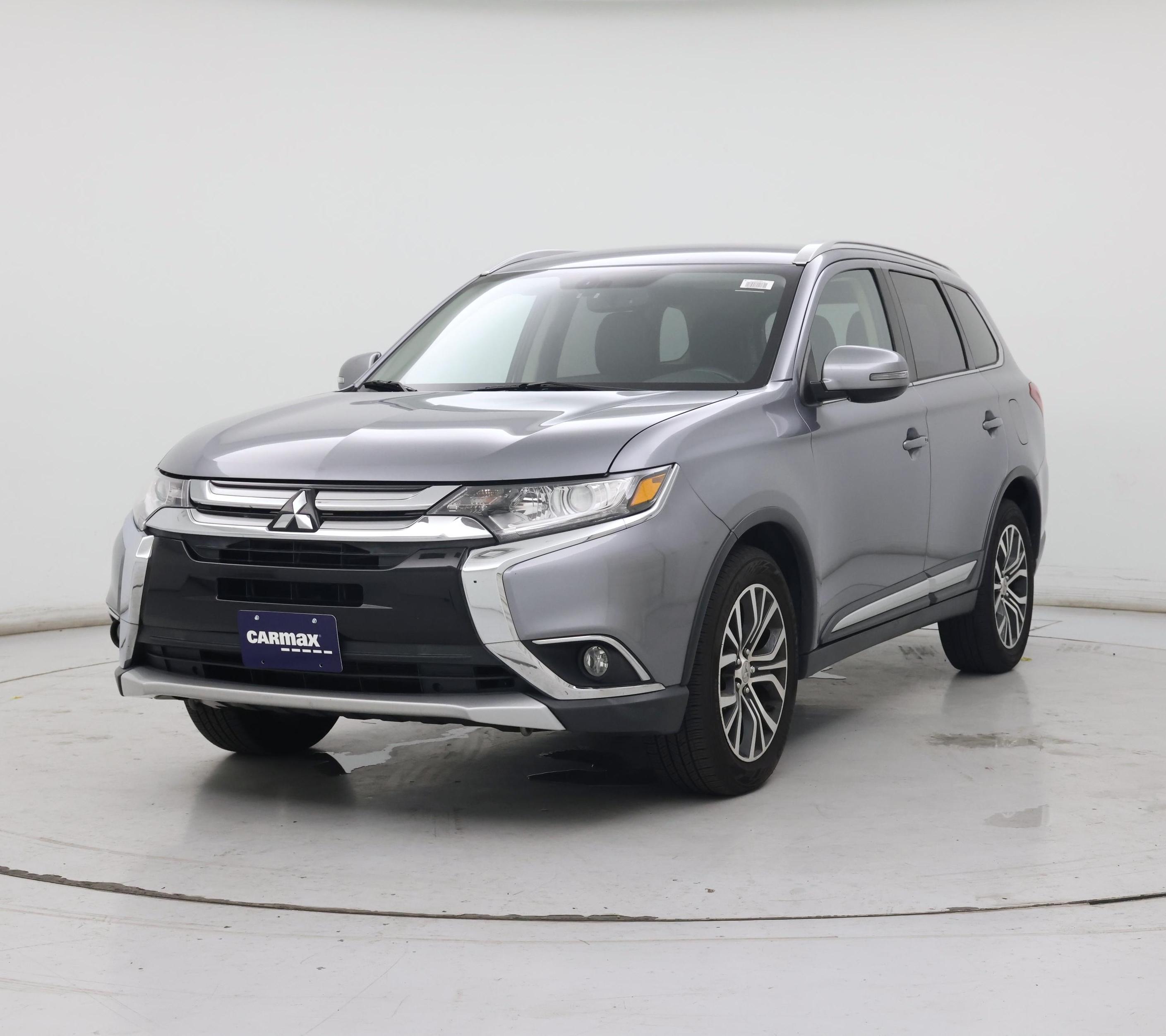 Thumbnail: 2018 Mitsubishi Outlander - 4