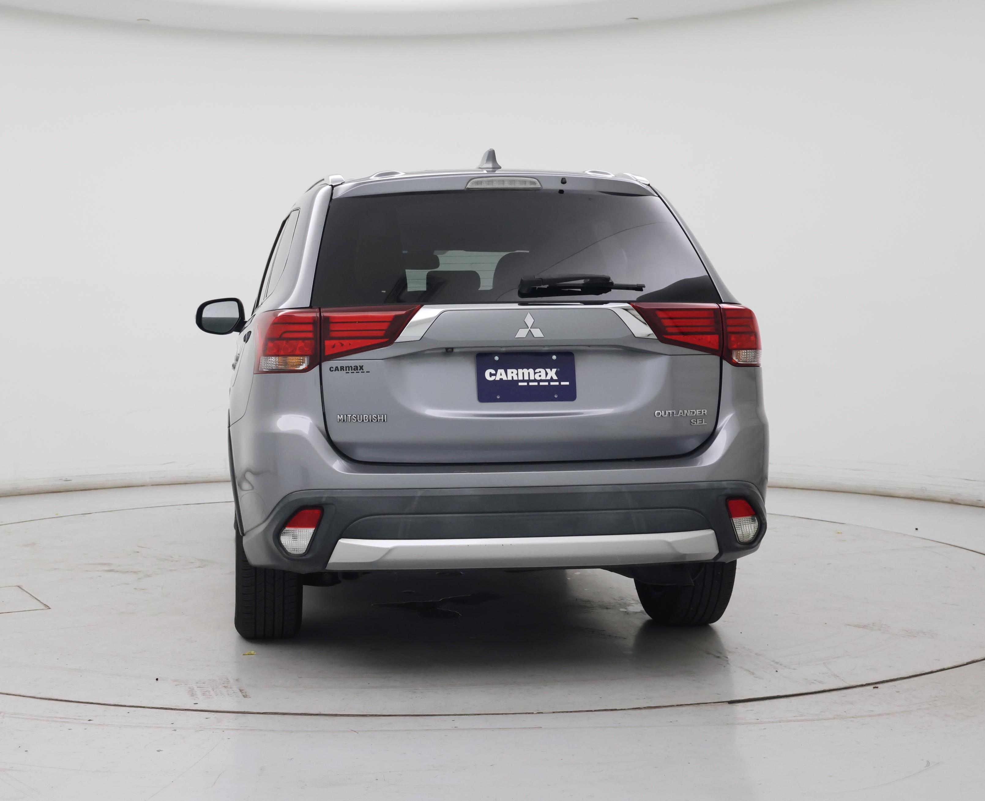 Thumbnail: 2018 Mitsubishi Outlander - 6