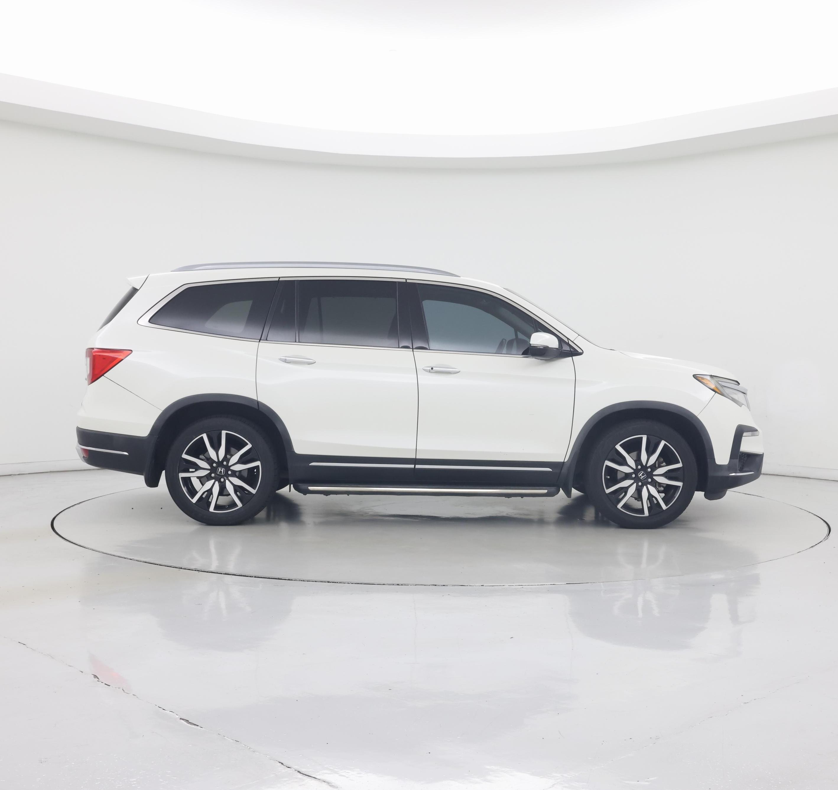 Thumbnail: 2019 Honda Pilot - 7