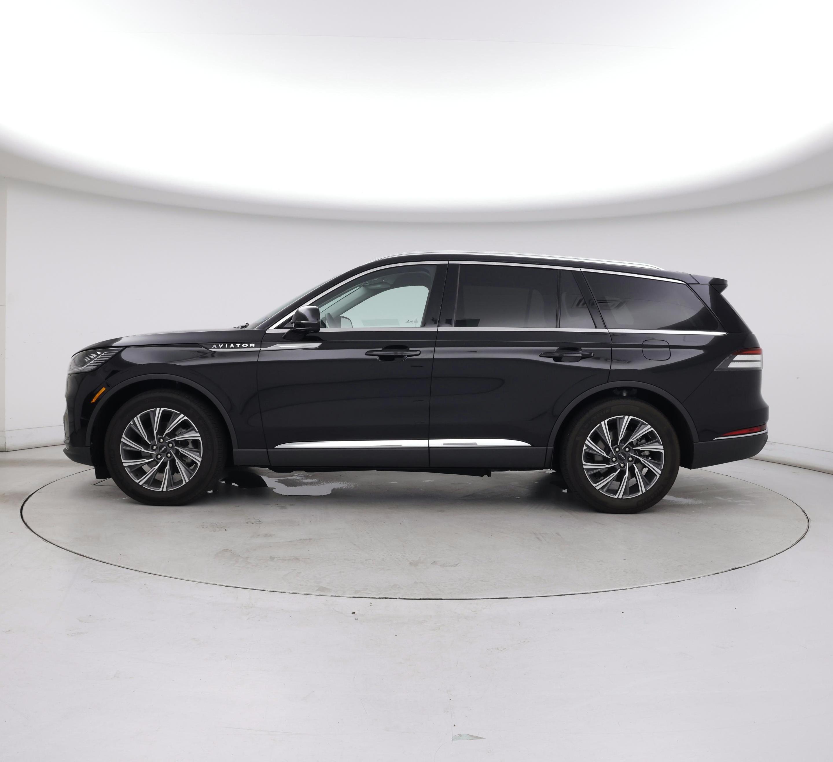 Thumbnail: 2026 Lincoln Aviator - 3
