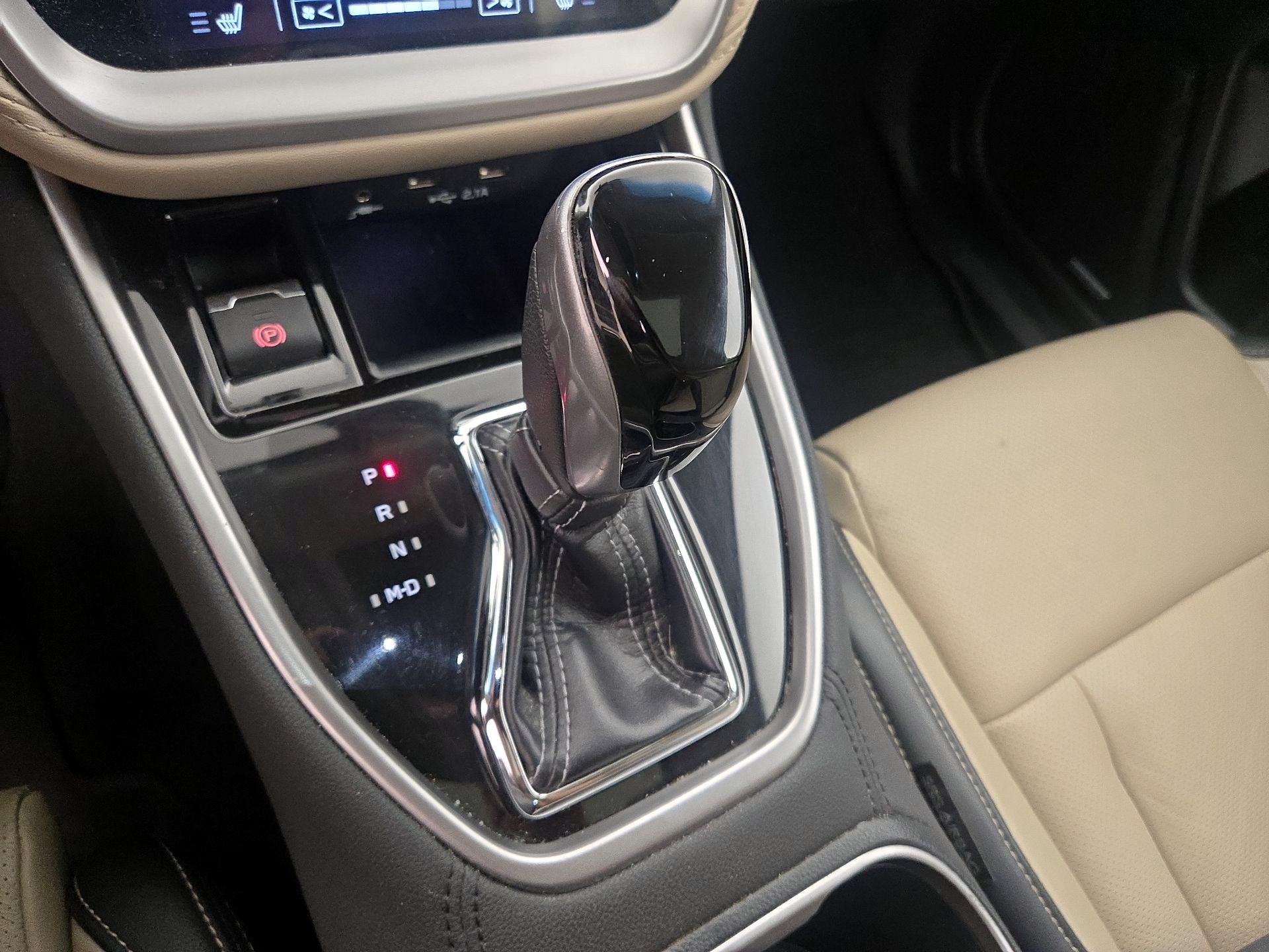 Thumbnail: 2021 Subaru Outback - 17
