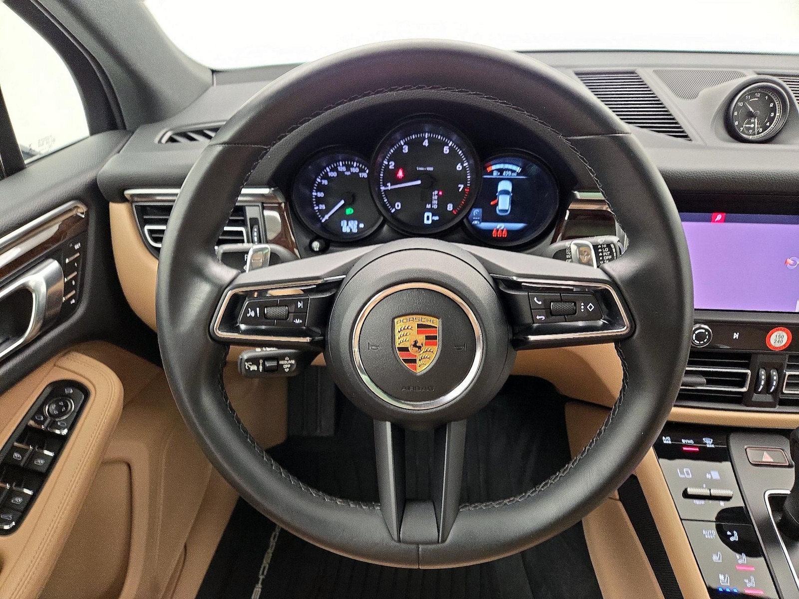 2023 Porsche Macan Base - Photo 11