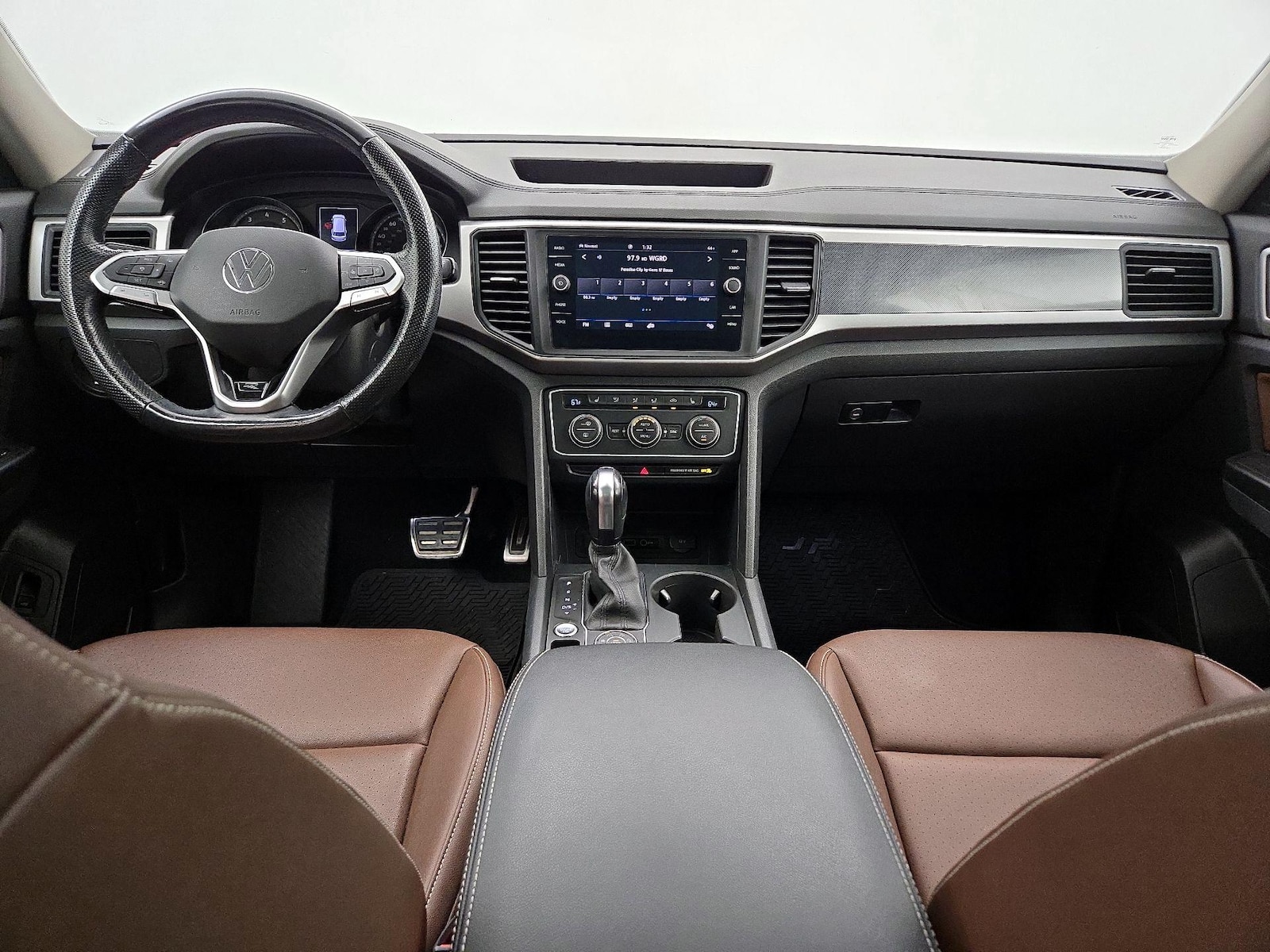 2021 Volkswagen Atlas SE w/Tech R-Line - Photo 10