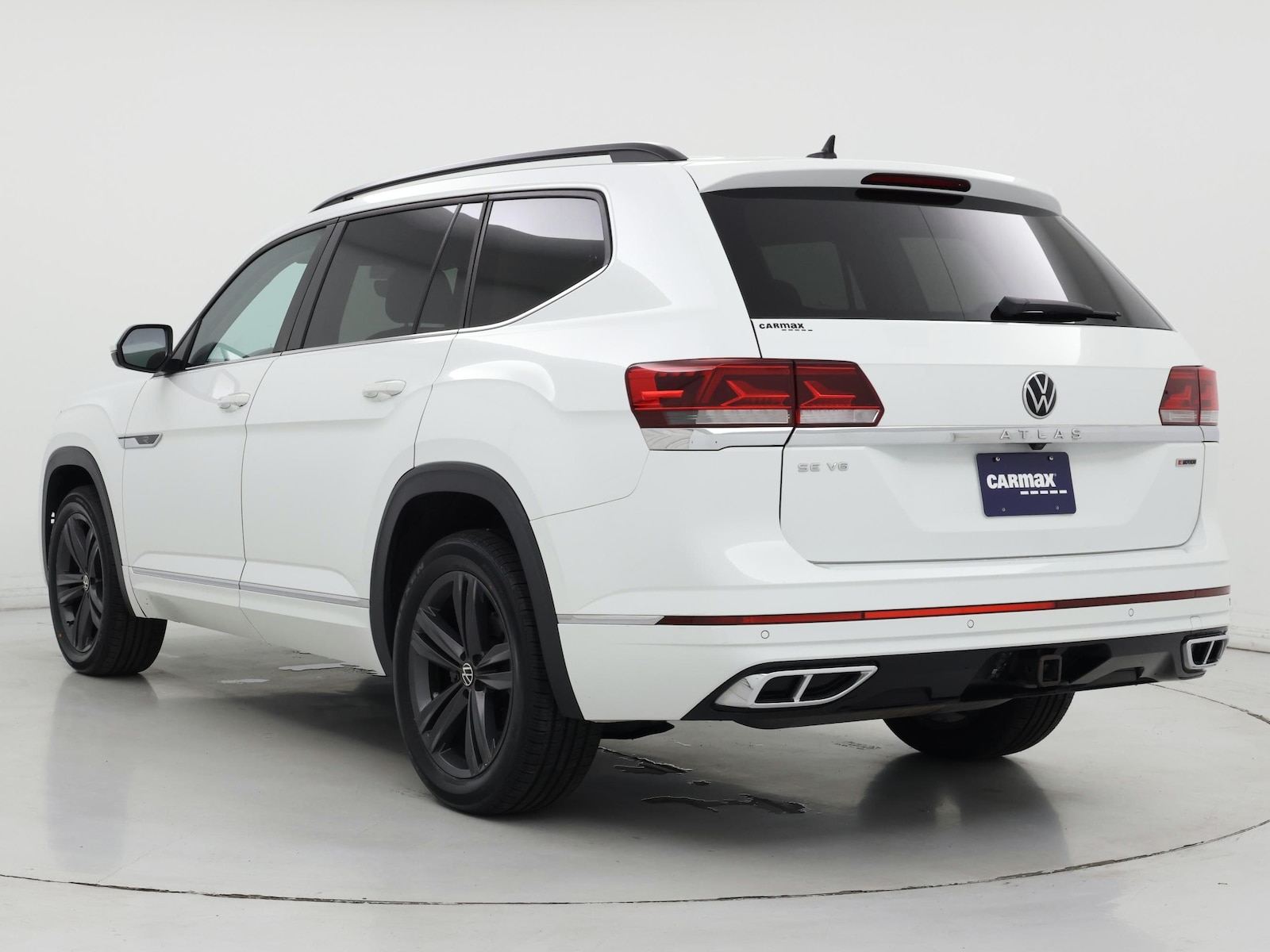 2021 Volkswagen Atlas SE w/Tech R-Line - Photo 3