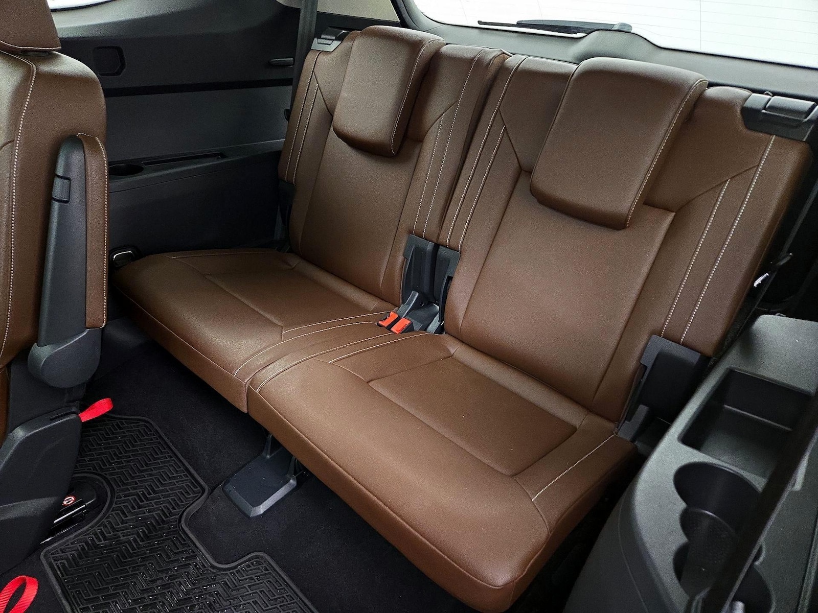 2021 Volkswagen Atlas SE w/Tech R-Line - Photo 22