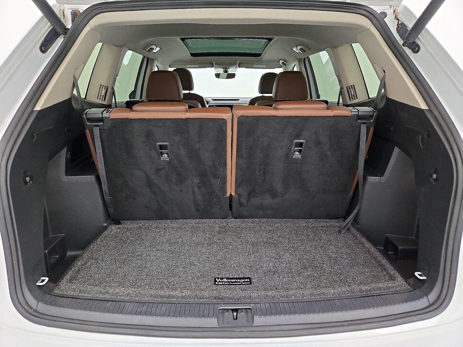2021 Volkswagen Atlas SE w/Tech R-Line - Photo 23