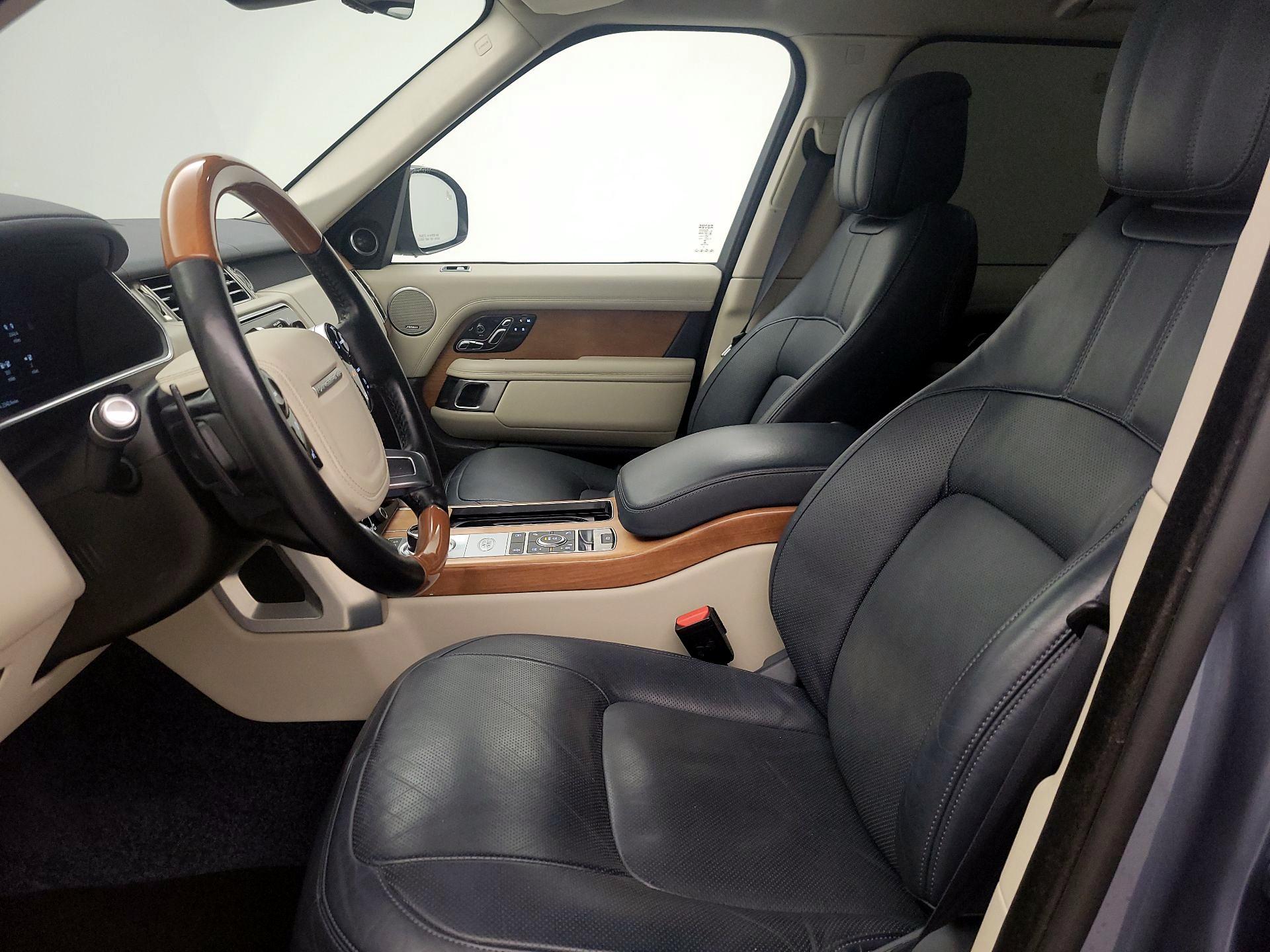 Thumbnail: 2020 Land Rover Range Rover - 11