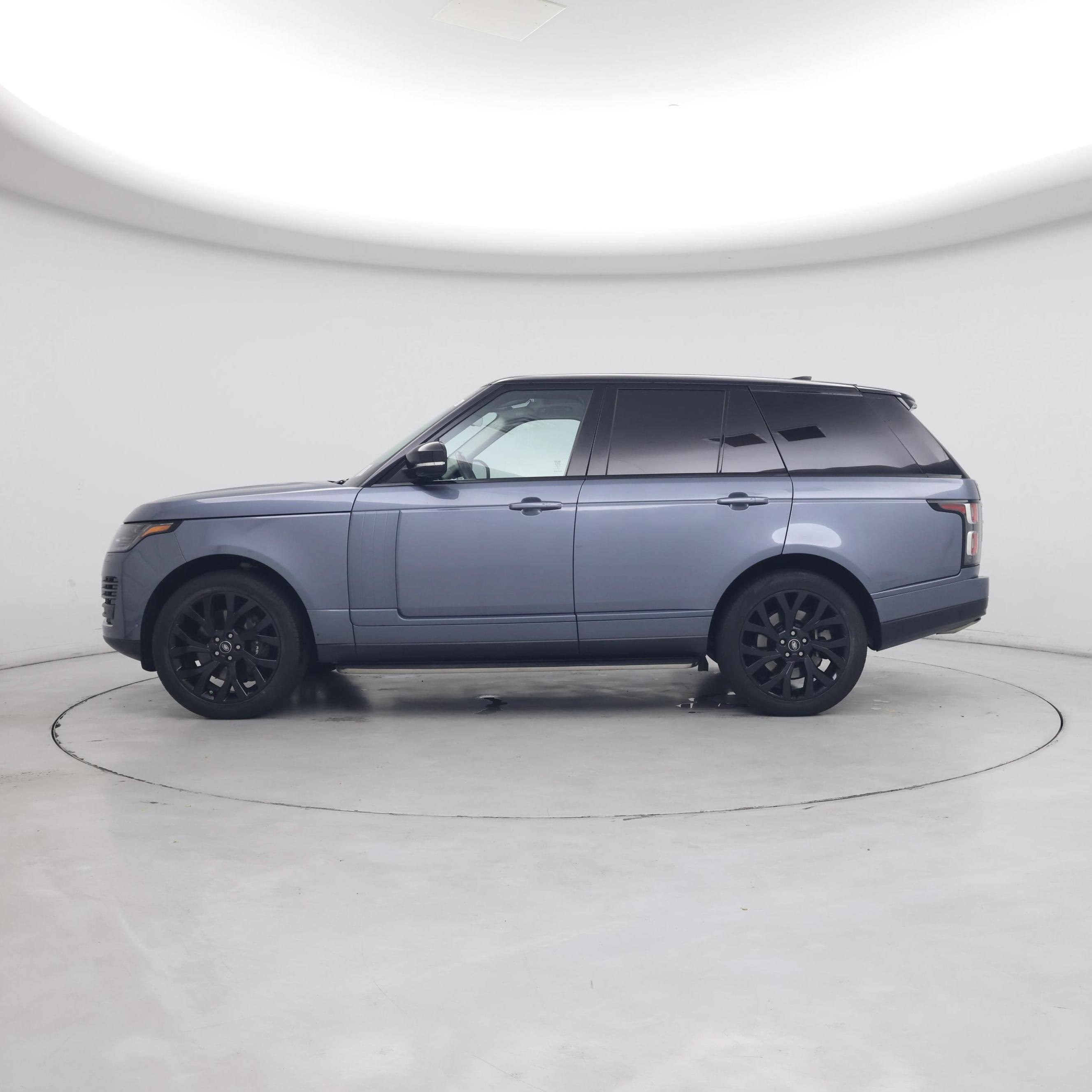 Thumbnail: 2020 Land Rover Range Rover - 3