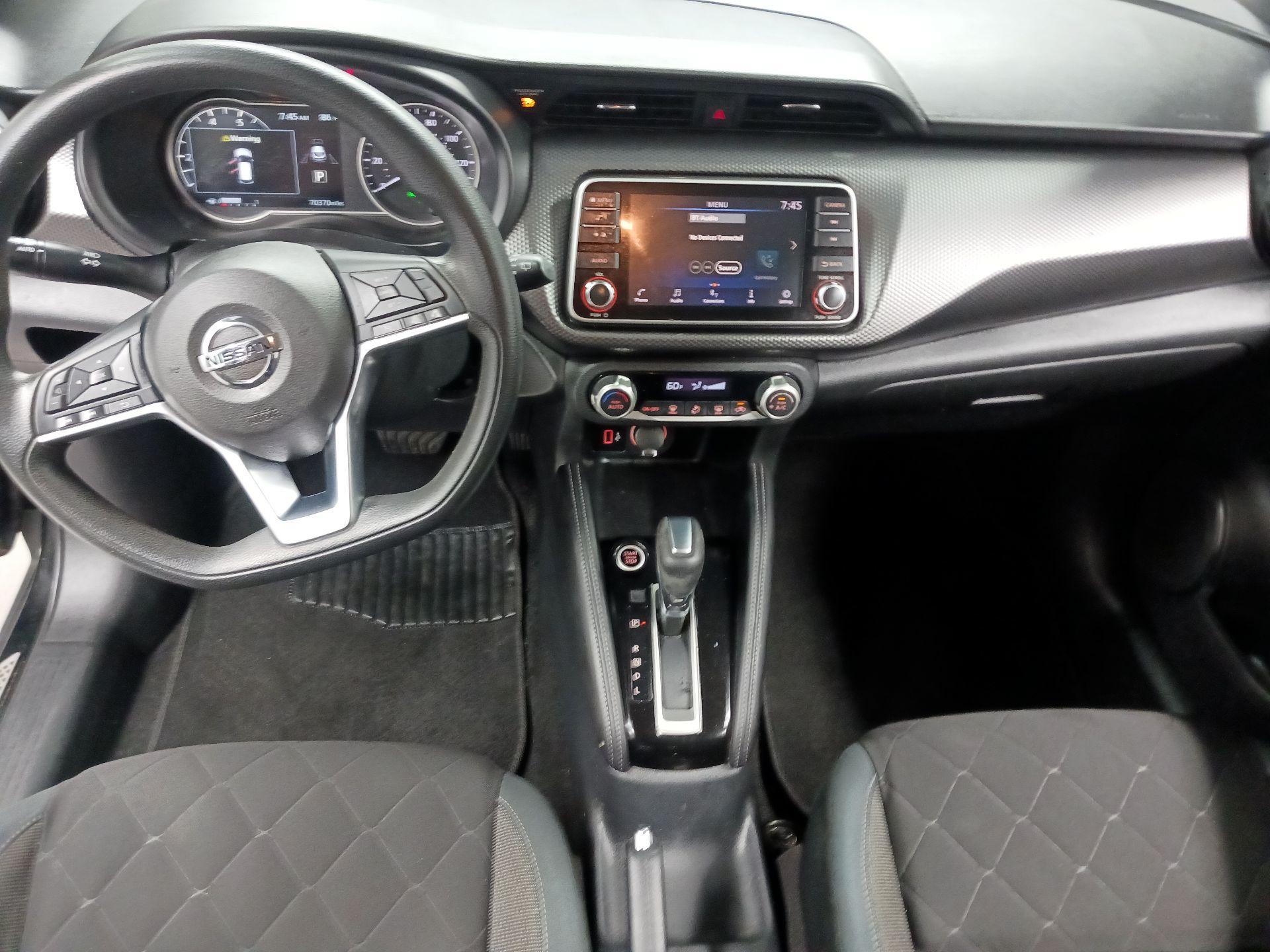 Thumbnail: 2019 Nissan Kicks - 9