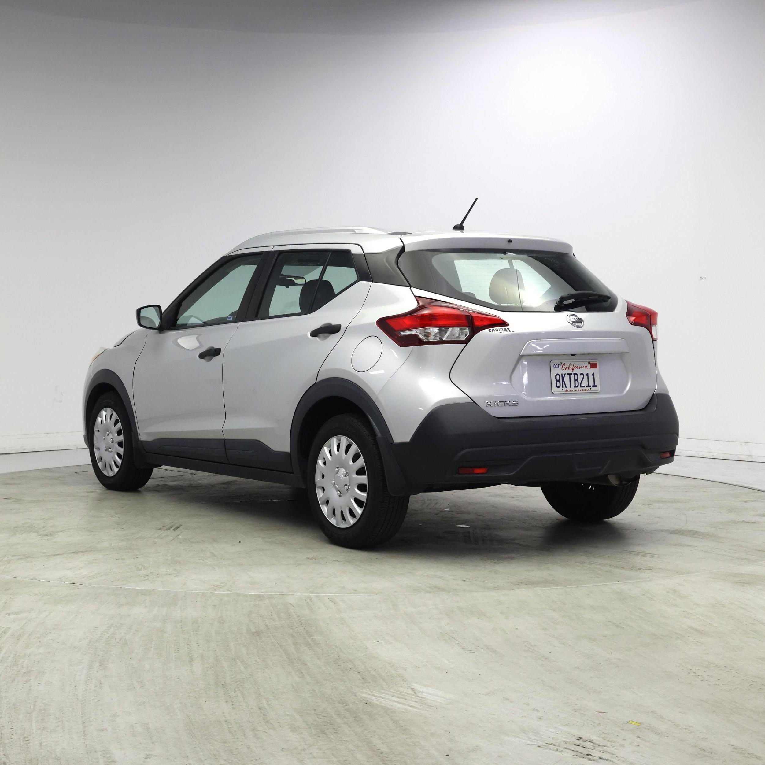 Thumbnail: 2019 Nissan Kicks - 2
