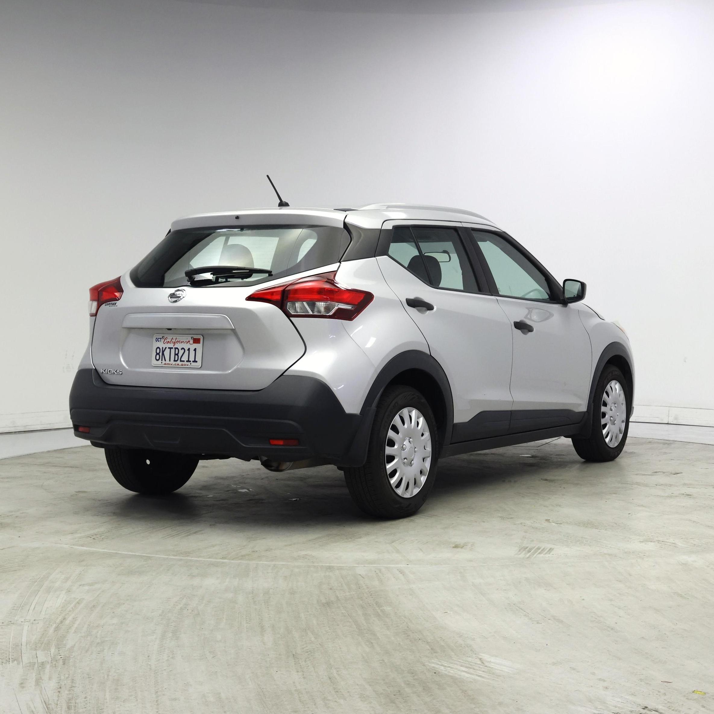 Thumbnail: 2019 Nissan Kicks - 8