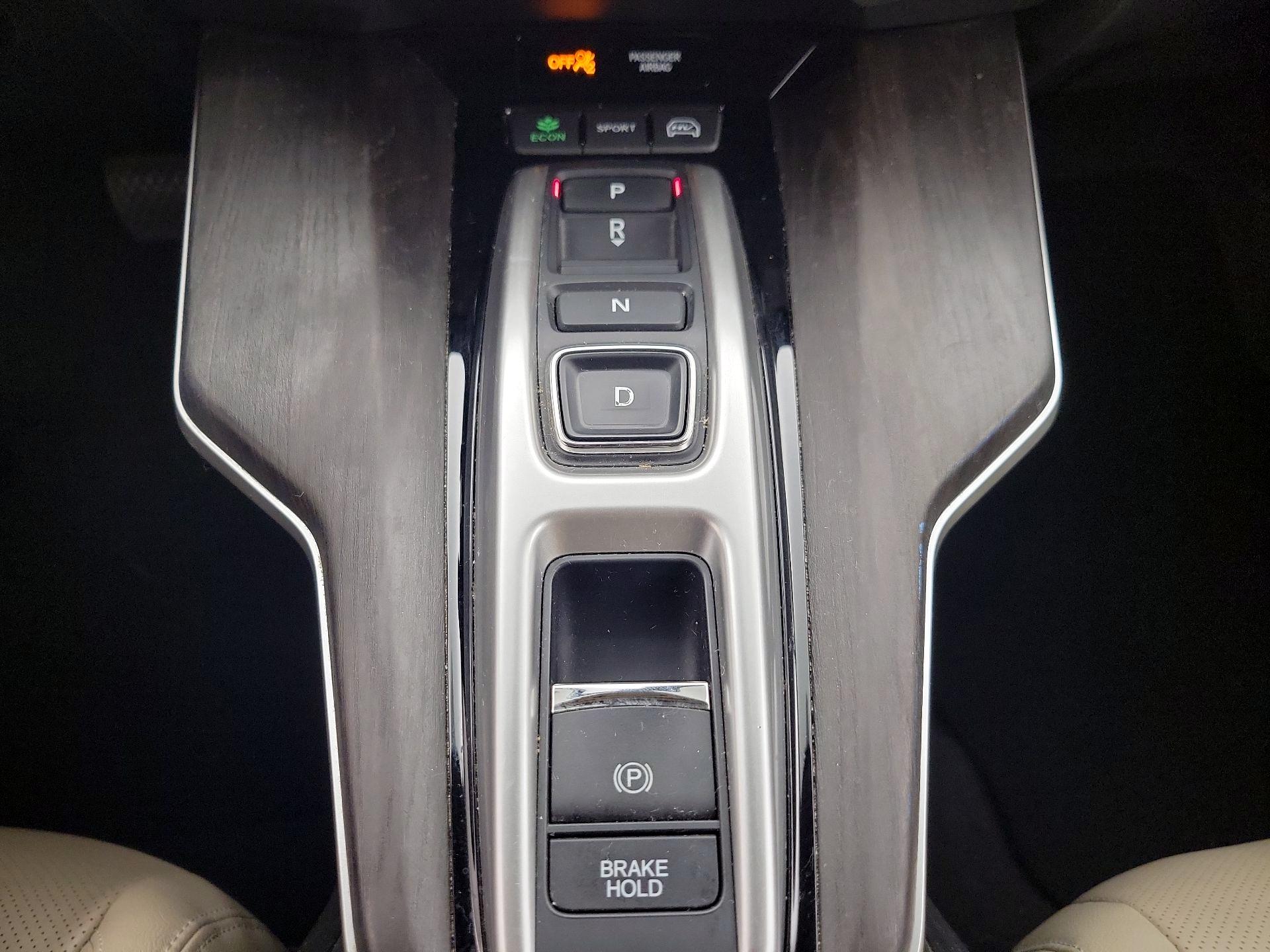 Thumbnail: 2019 Honda Clarity - 17