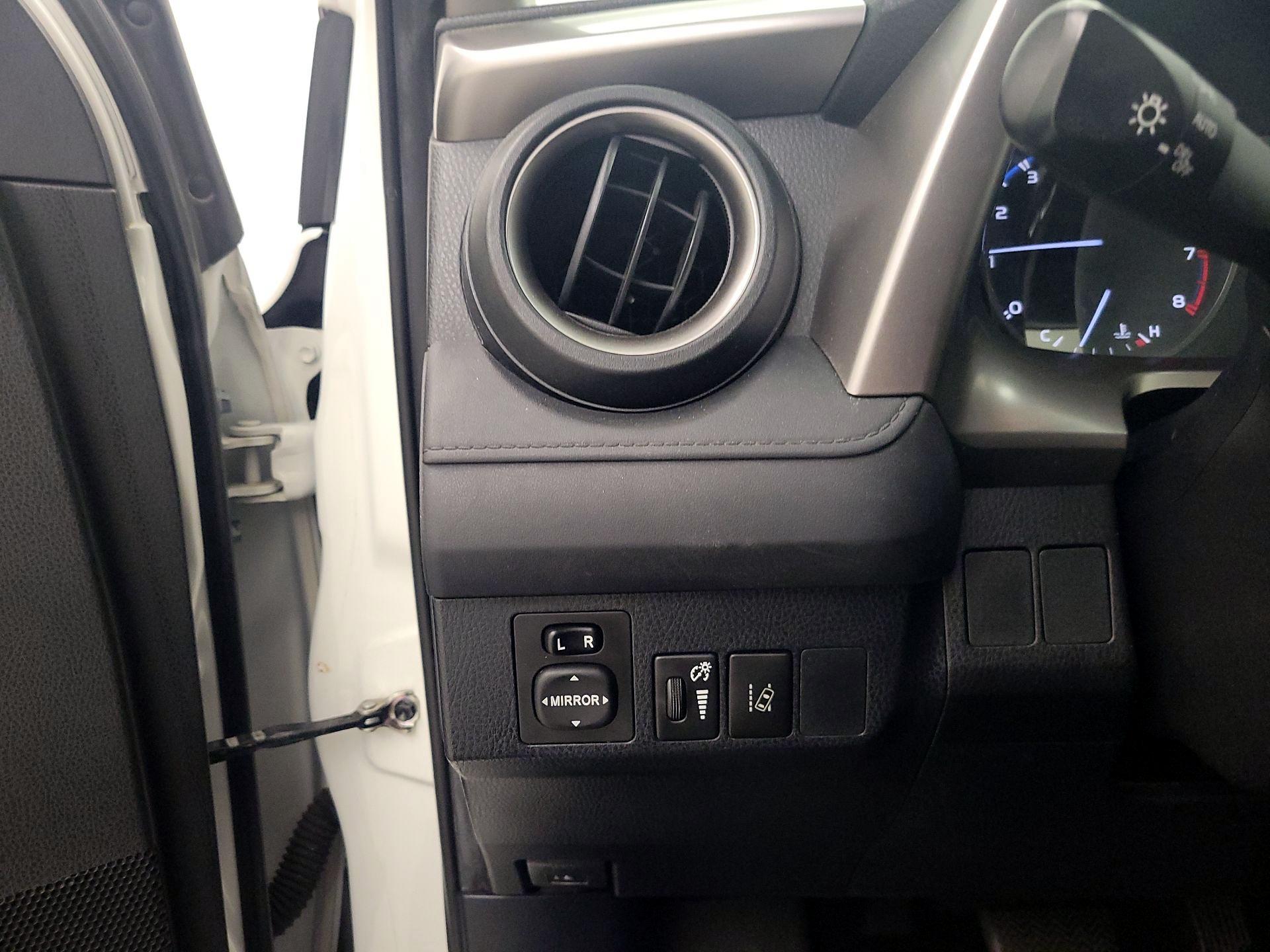 Thumbnail: 2017 Toyota RAV4 - 13