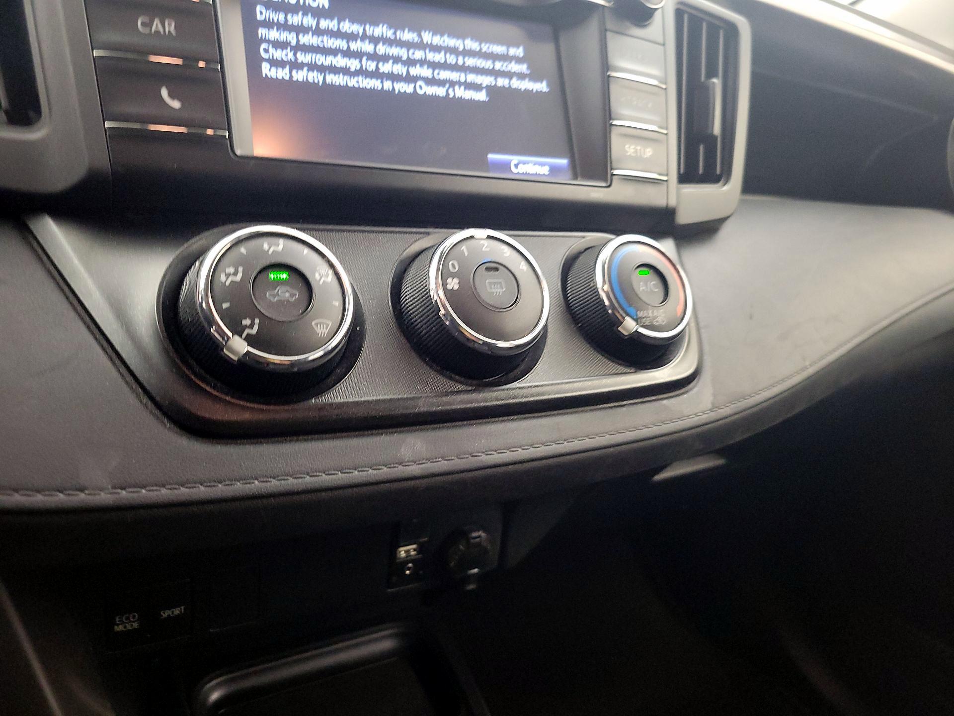 Thumbnail: 2017 Toyota RAV4 - 16