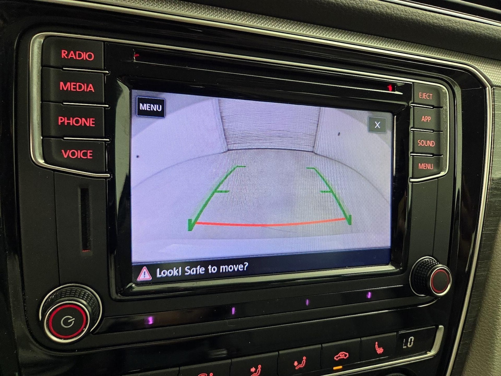 2018 Volkswagen Passat SE - Photo 15