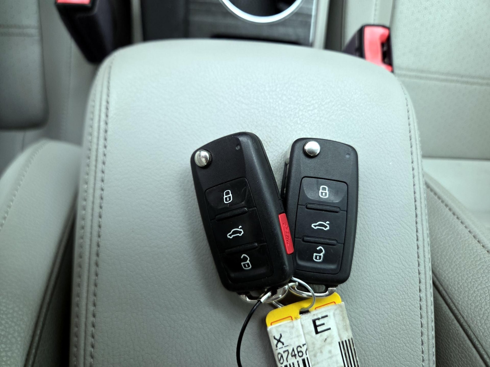 2018 Volkswagen Passat SE - Photo 24
