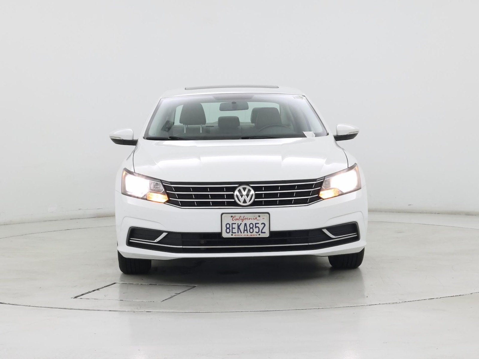 2018 Volkswagen Passat SE - Photo 6