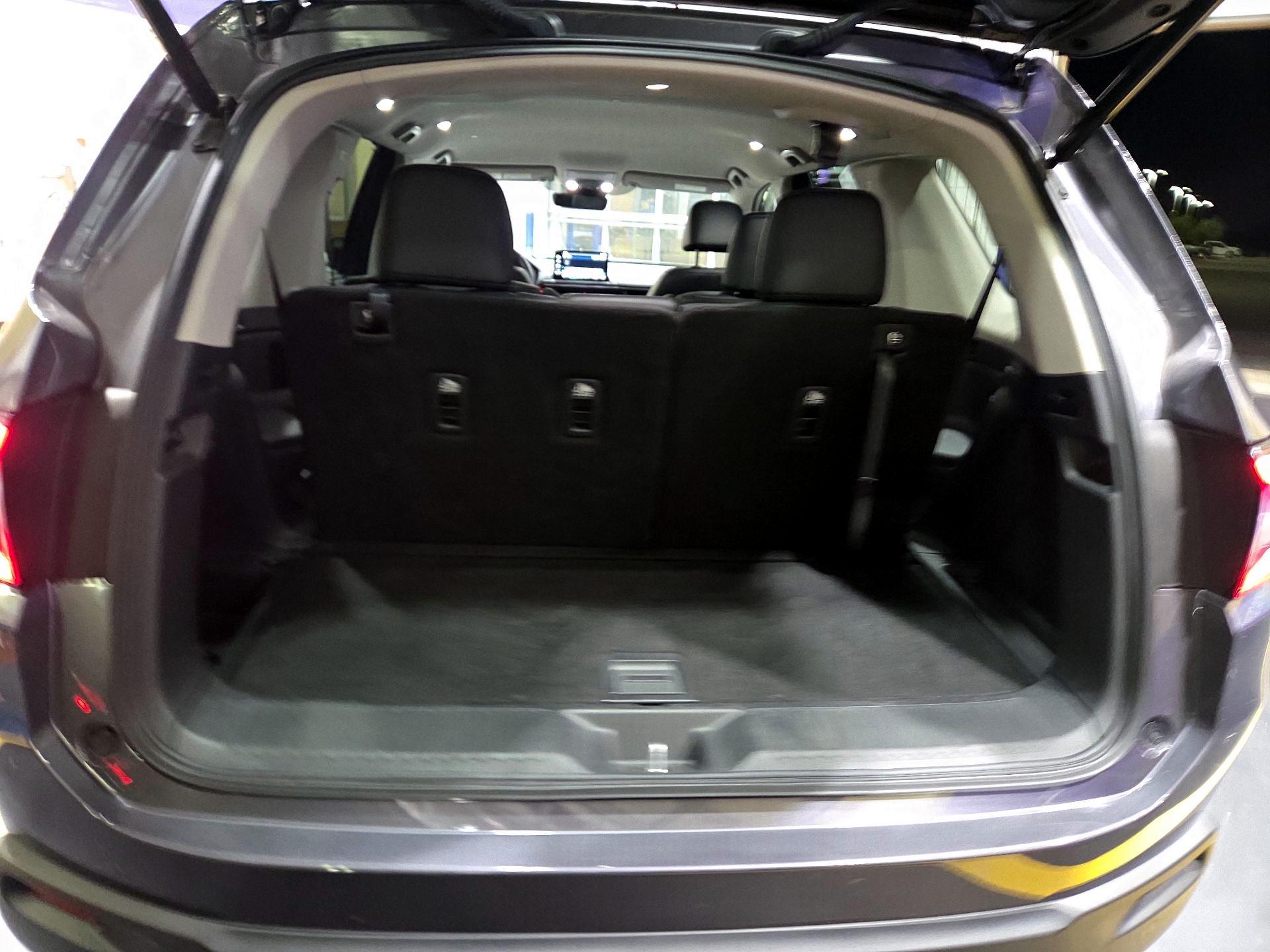Thumbnail: 2023 Honda Pilot - 14