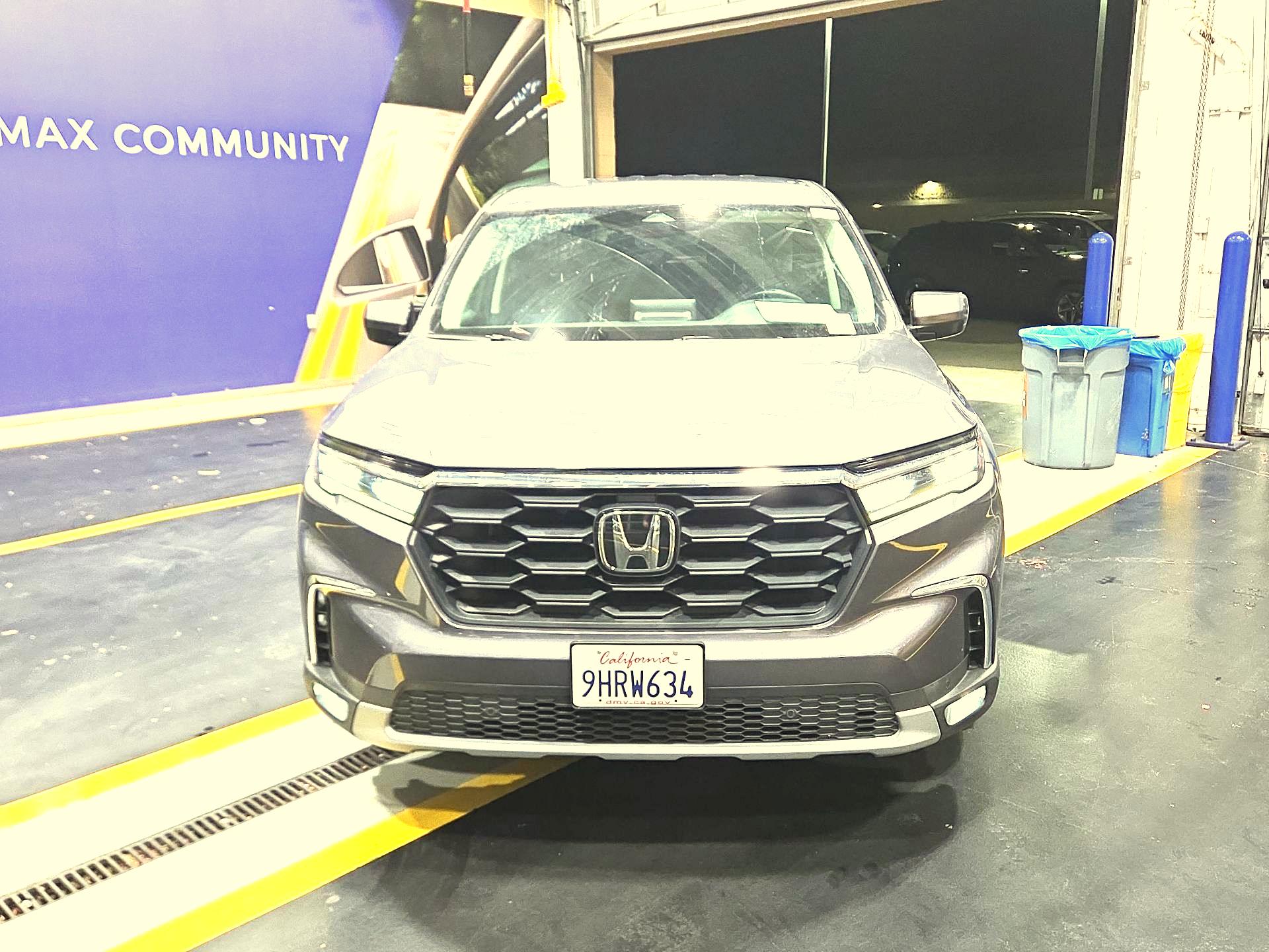 Thumbnail: 2023 Honda Pilot - 2