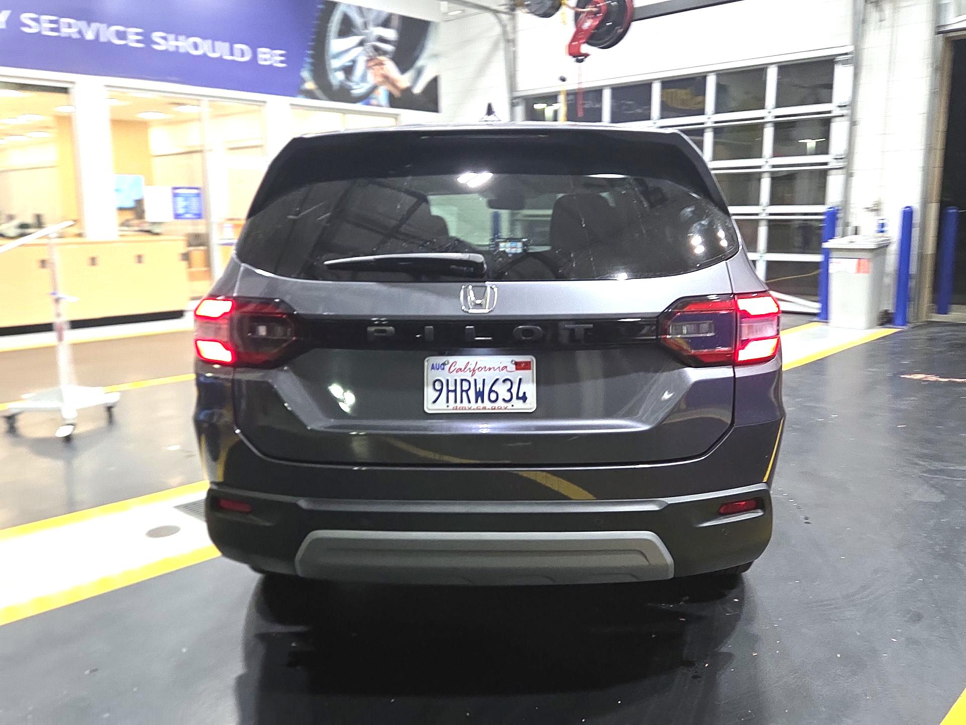 Thumbnail: 2023 Honda Pilot - 6