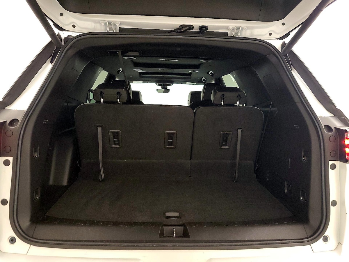 Trunk/Cargo (Seats Up)