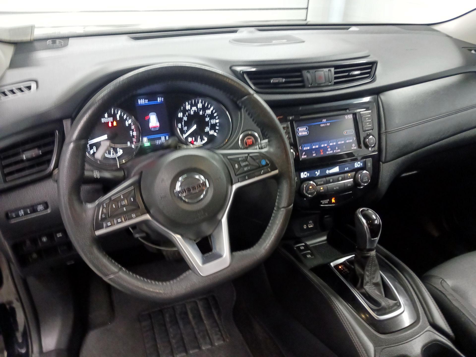 Thumbnail: 2019 Nissan Rogue - 9
