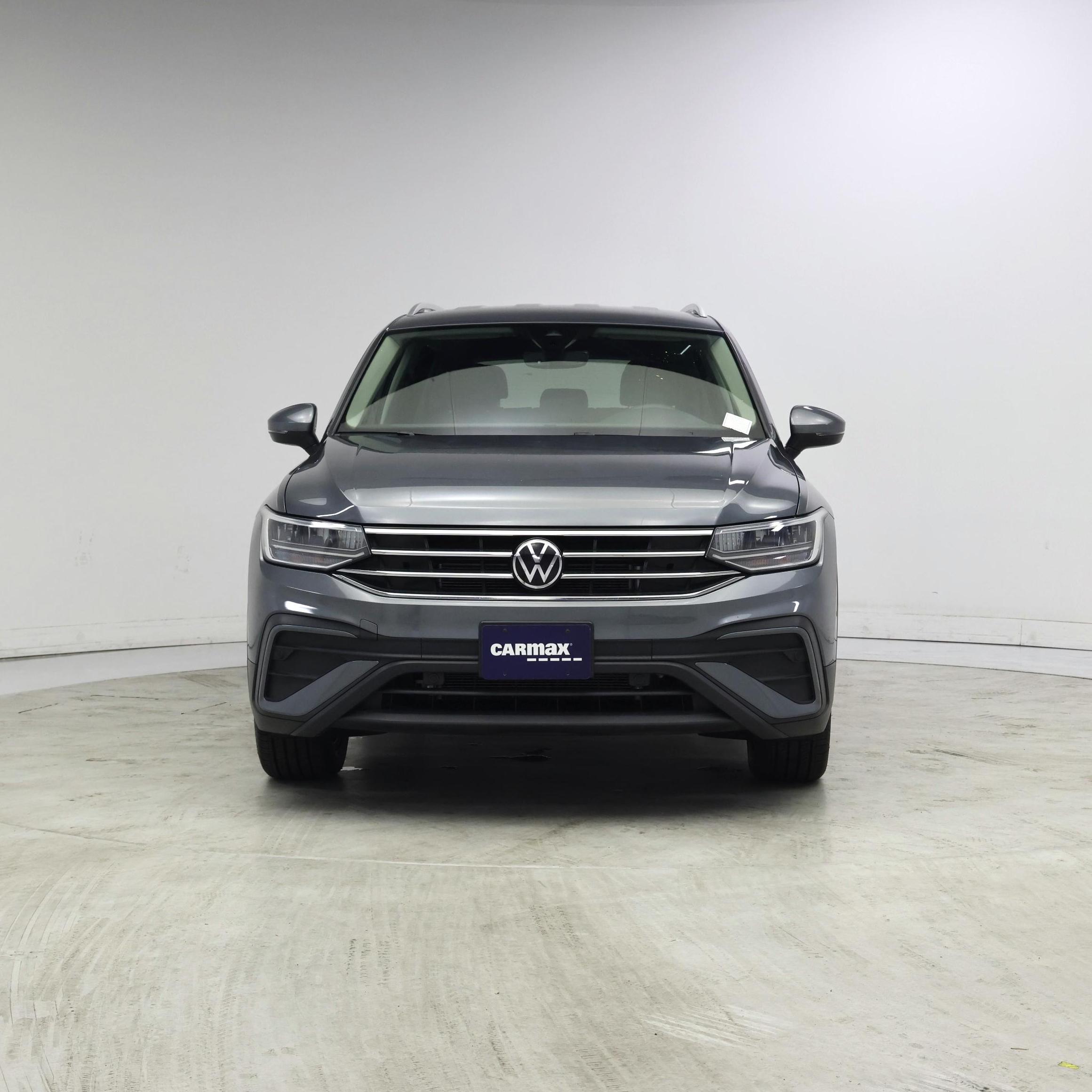 Thumbnail: 2023 Volkswagen Tiguan - 5