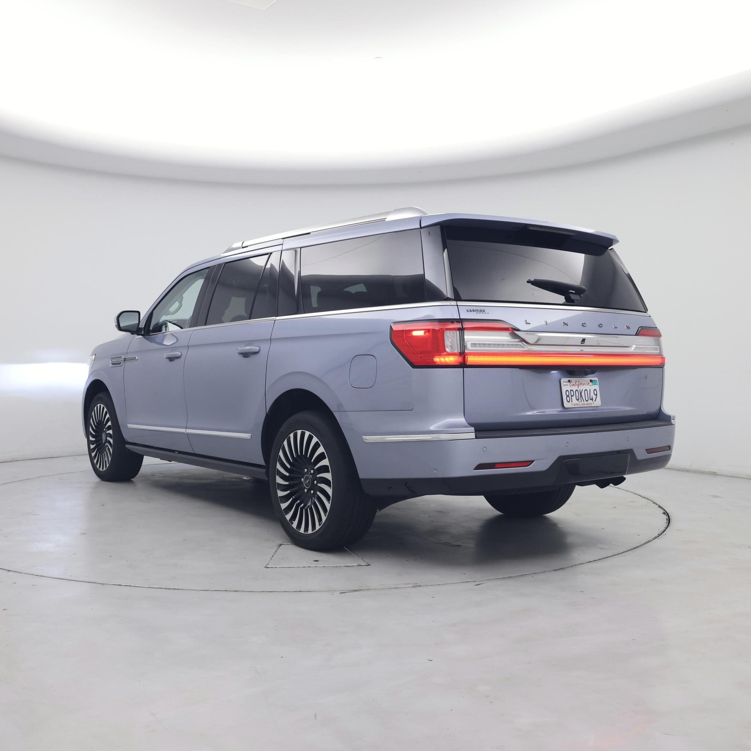 Thumbnail: 2020 Lincoln Navigator L - 2