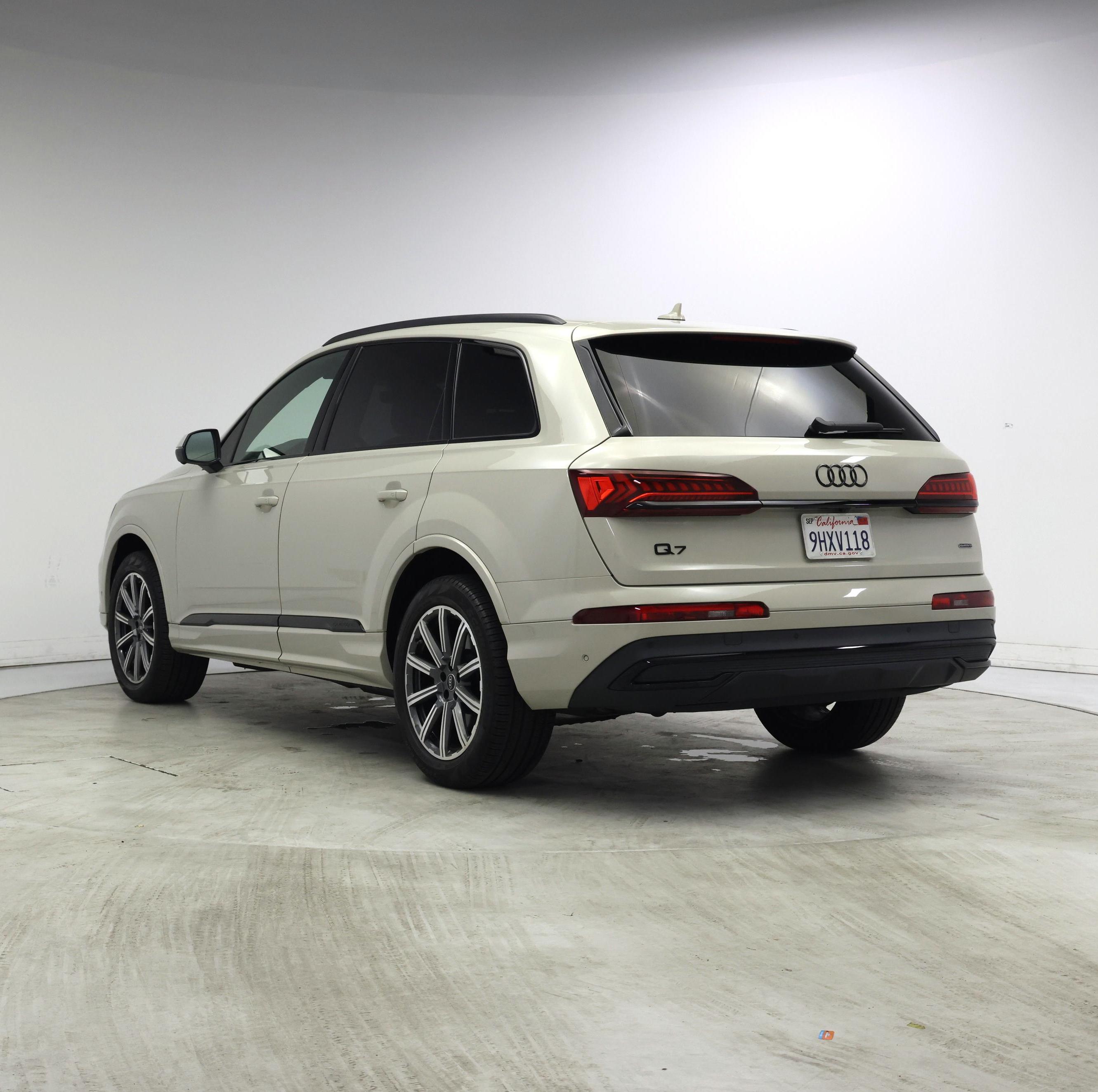 Thumbnail: 2023 Audi Q7 - 2